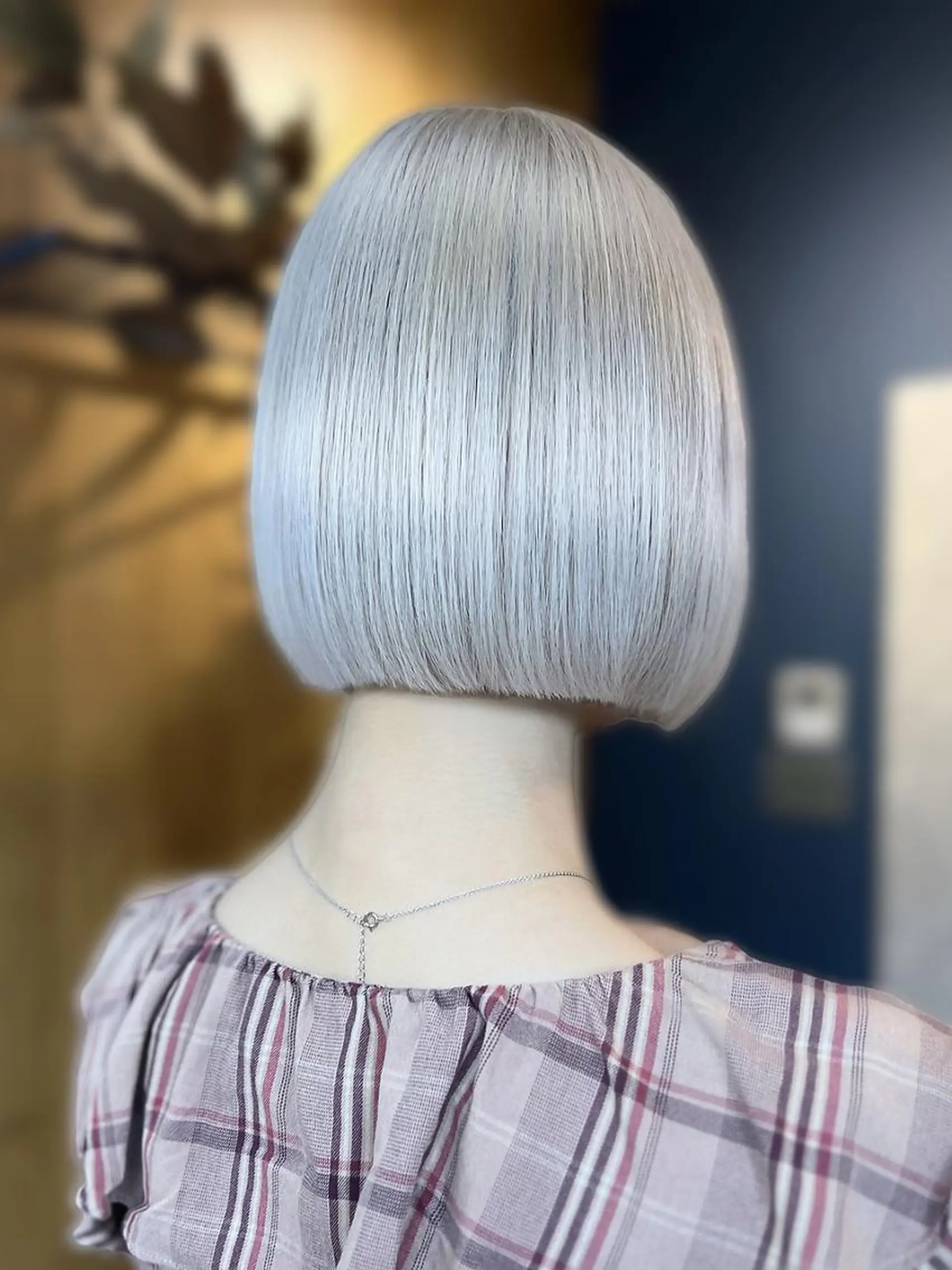 ショート カット ヘアカラー 勝野夏希/ハイトーン /ボブ/松本のヘアスタイル