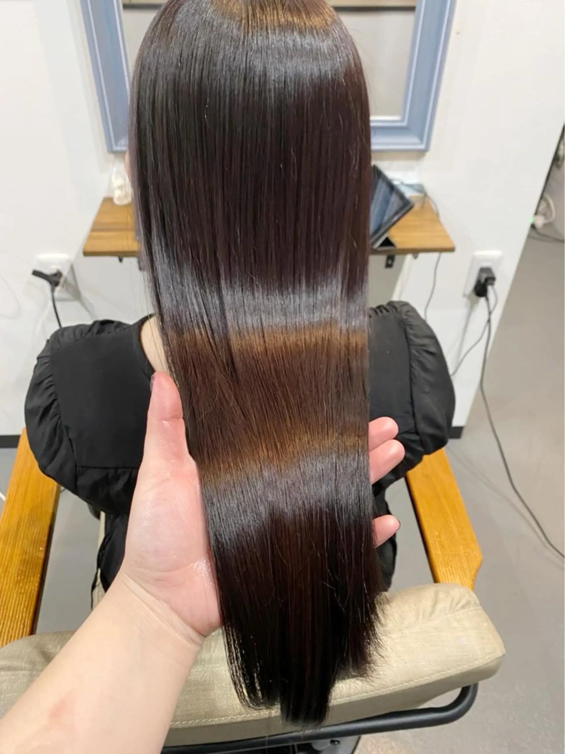 セミロング トリートメント ✨艶感/透け感✨Sherry所属・艶髪/ハイトーン Sherryのヘアスタイル
