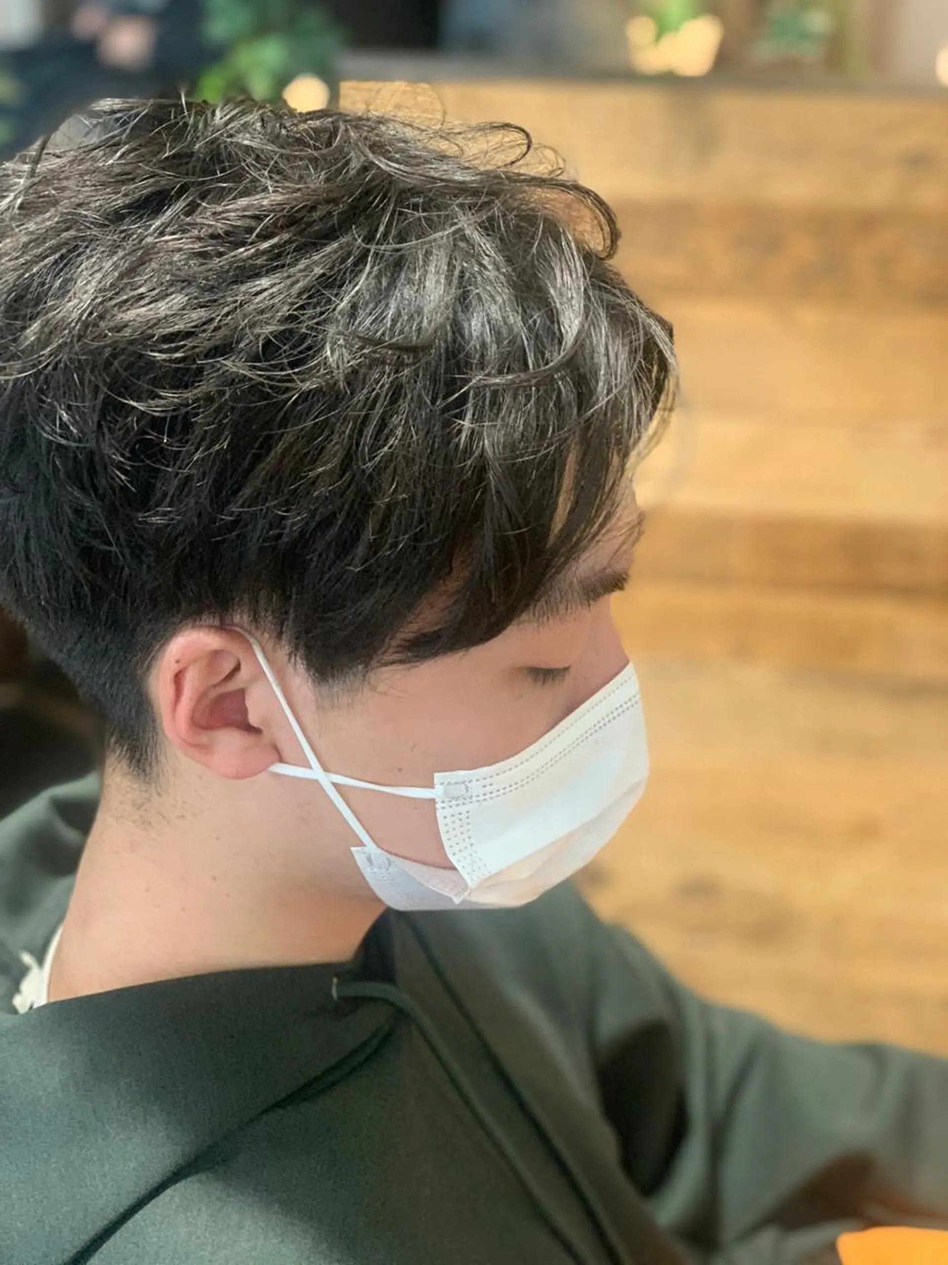 ショート メンズ ハイライト✨髪質改善 TAKAさんです😊のヘアスタイル