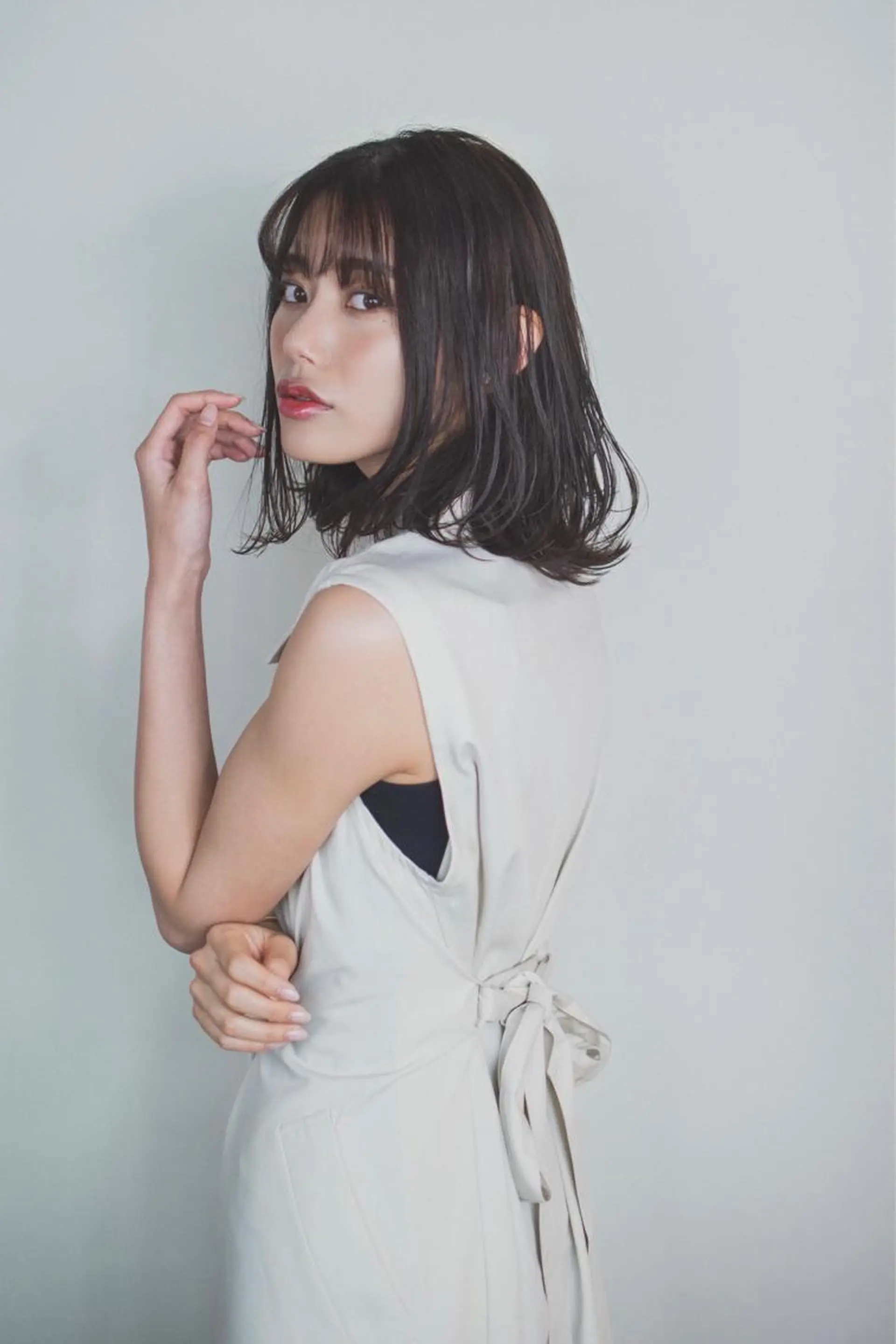 ミディアム カラー 前髪/顔周り /レイヤー/秋山 元のヘアスタイル