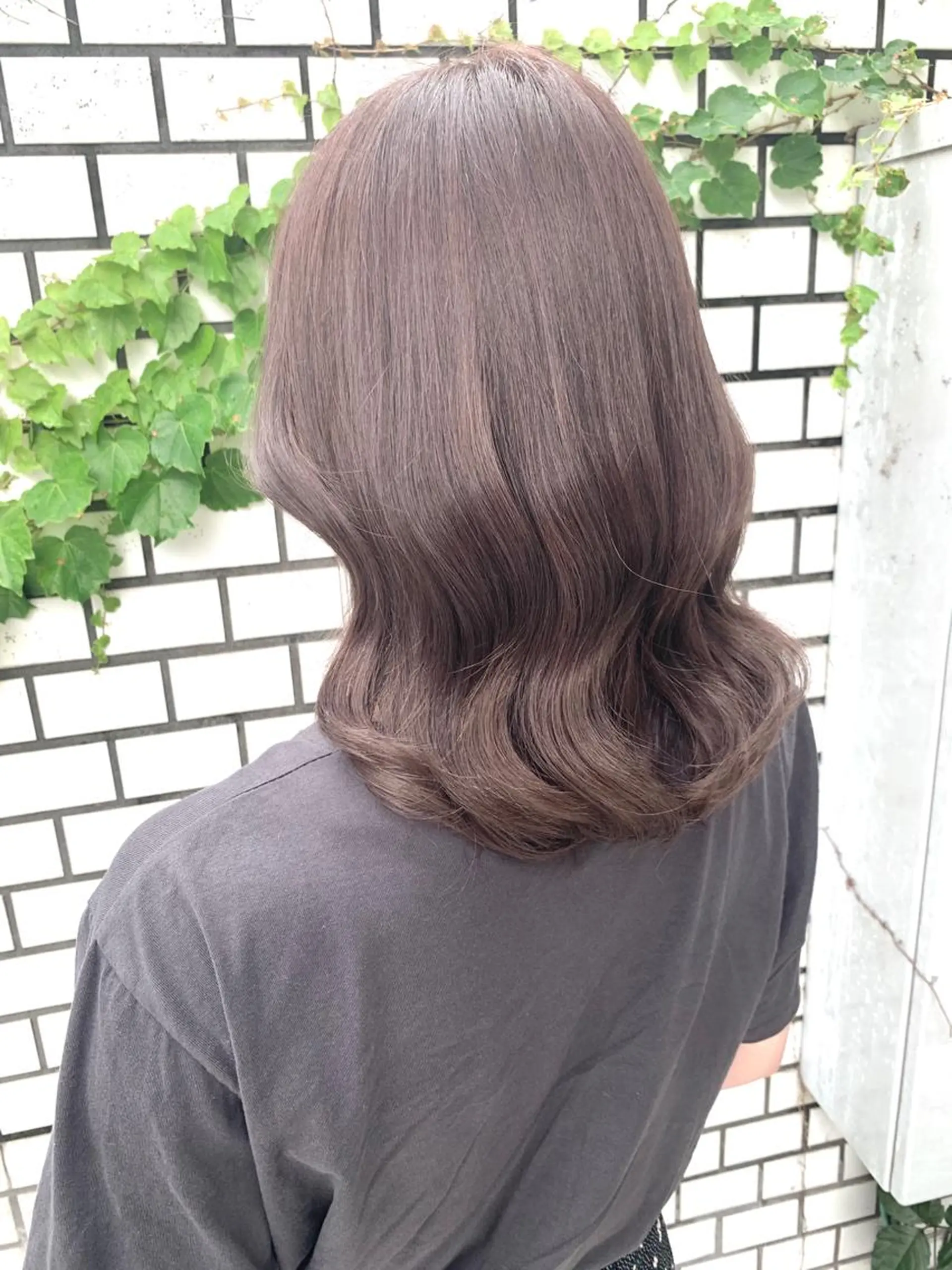 ミディアム カラー ベージュカラー 映える顔周りカット ♥️韓国ヘア"ちぇるのヘアスタイル