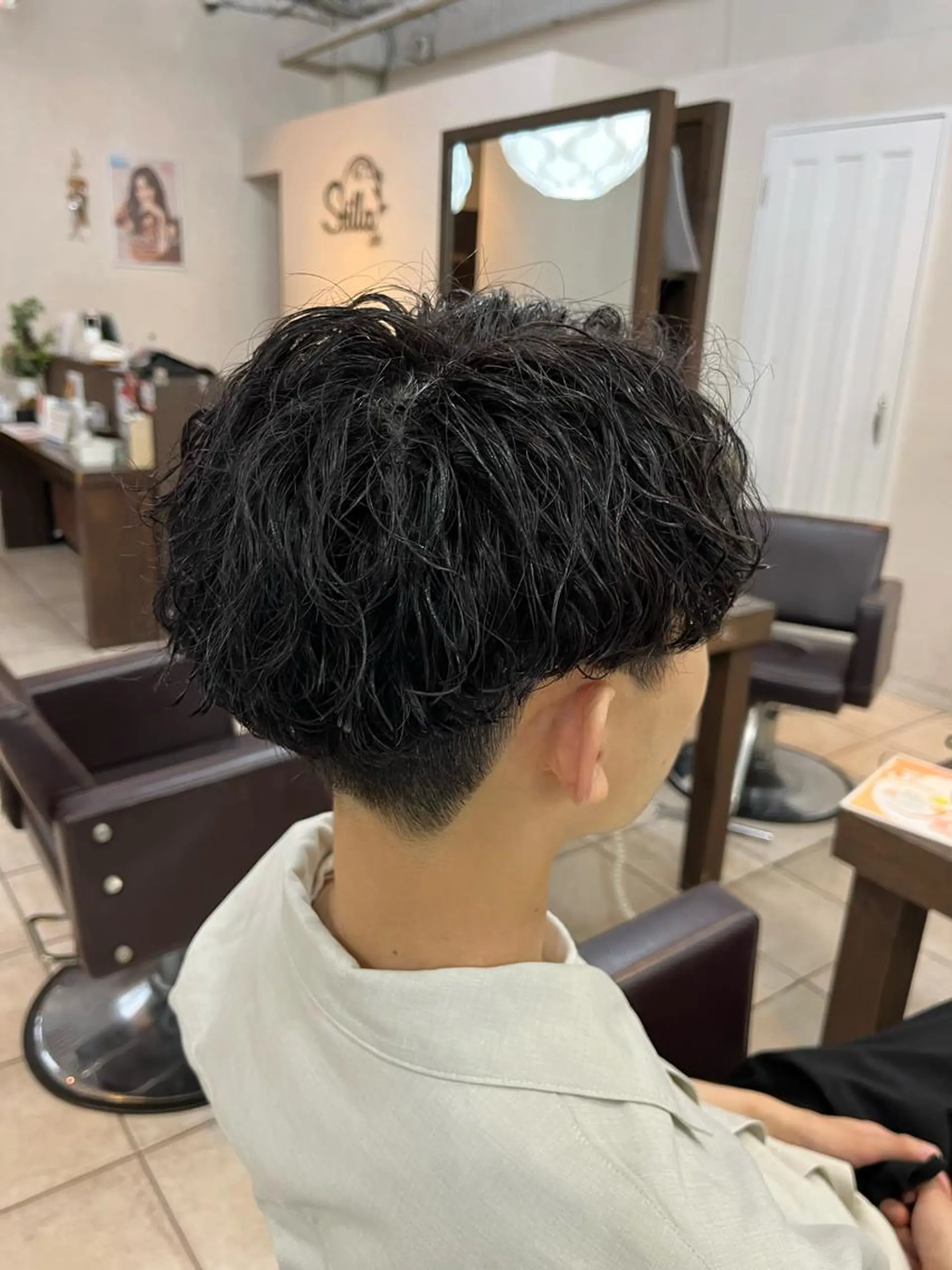 パーマ メンズ メンズパーマ ツイストスパイラルパーマ スパイラルパーマ カット パーマ カ レラのヘアスタイル