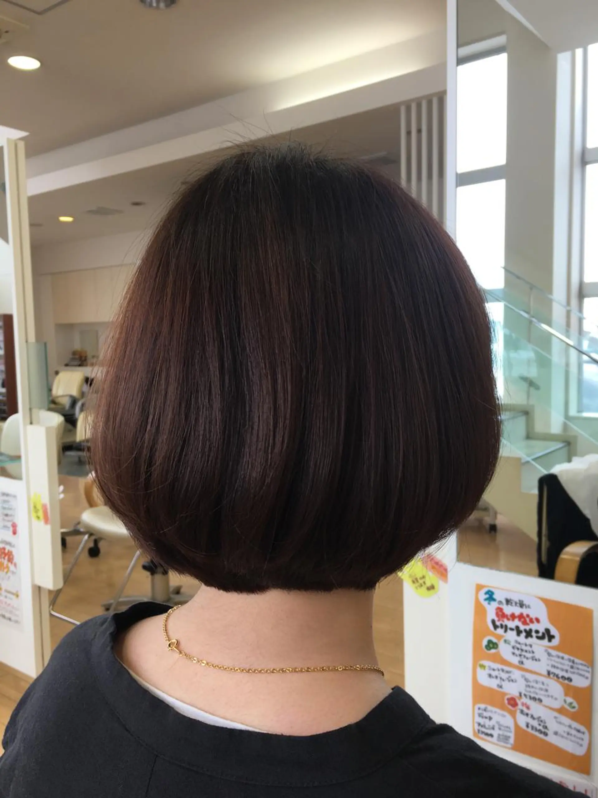 ショート ボブ 小顔カット トリートメント トリートメント 美容しょうへいの店  西長岡所属・斎藤 舞香のヘアスタイル