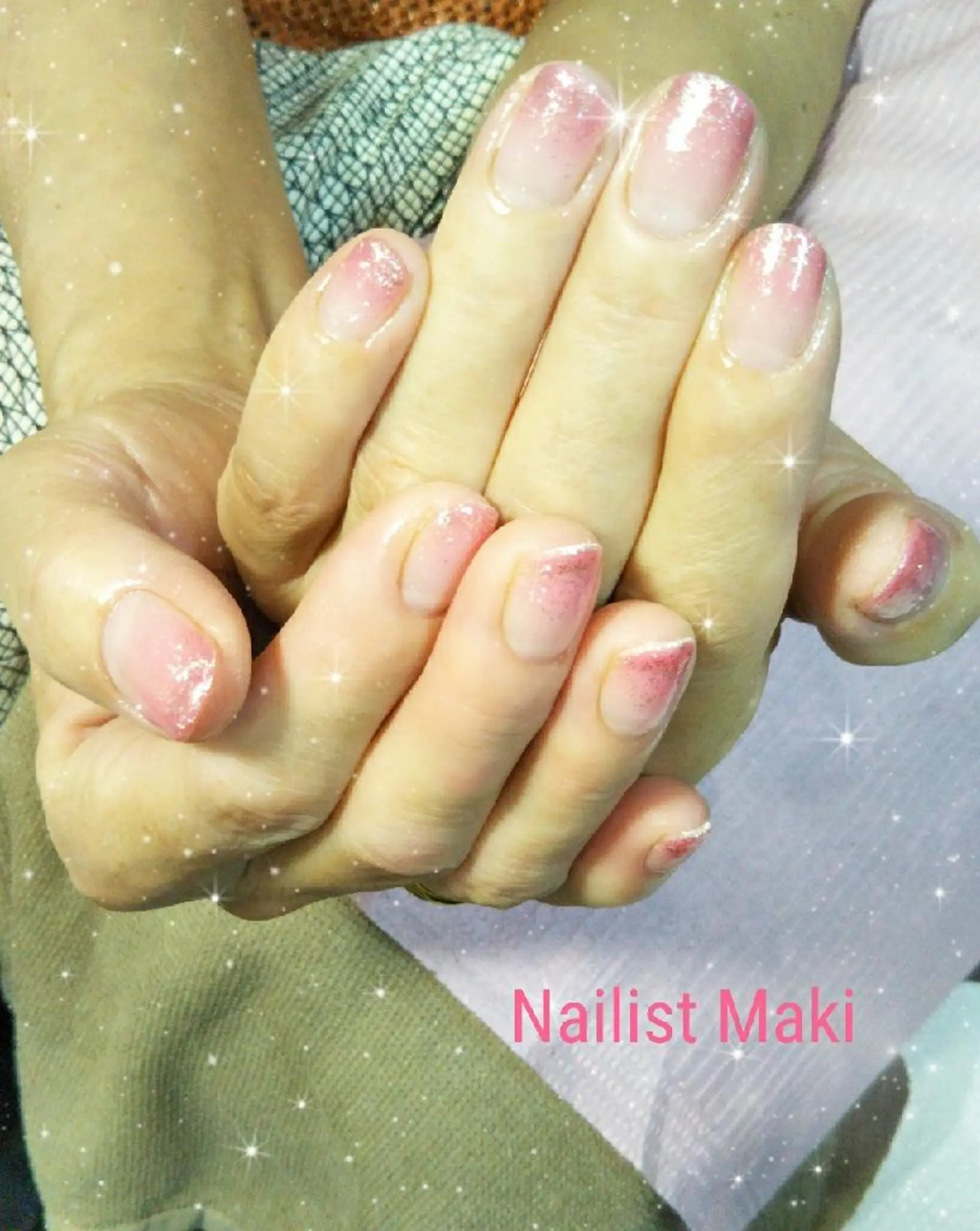 ネイル 小顔・毛穴・たるみ ネイル　似内真樹のエステ・リラクイメージ