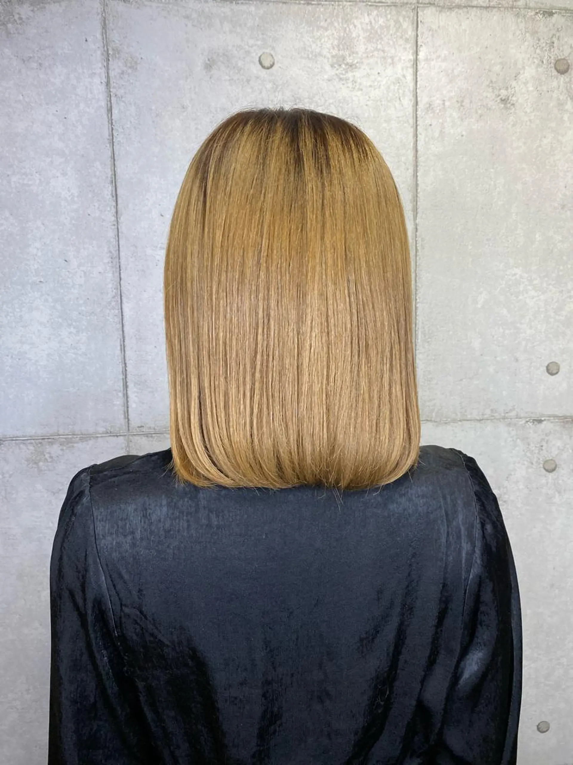 ショート カラー newi赤羽 HINATAのヘアスタイル