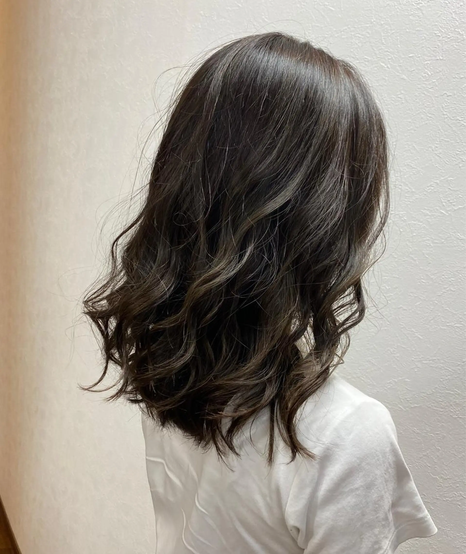 ミディアム ヘアアレンジ カット ヘアカラー トリートメント THE HAIR SHOP所属・平田 美樹のヘアスタイル