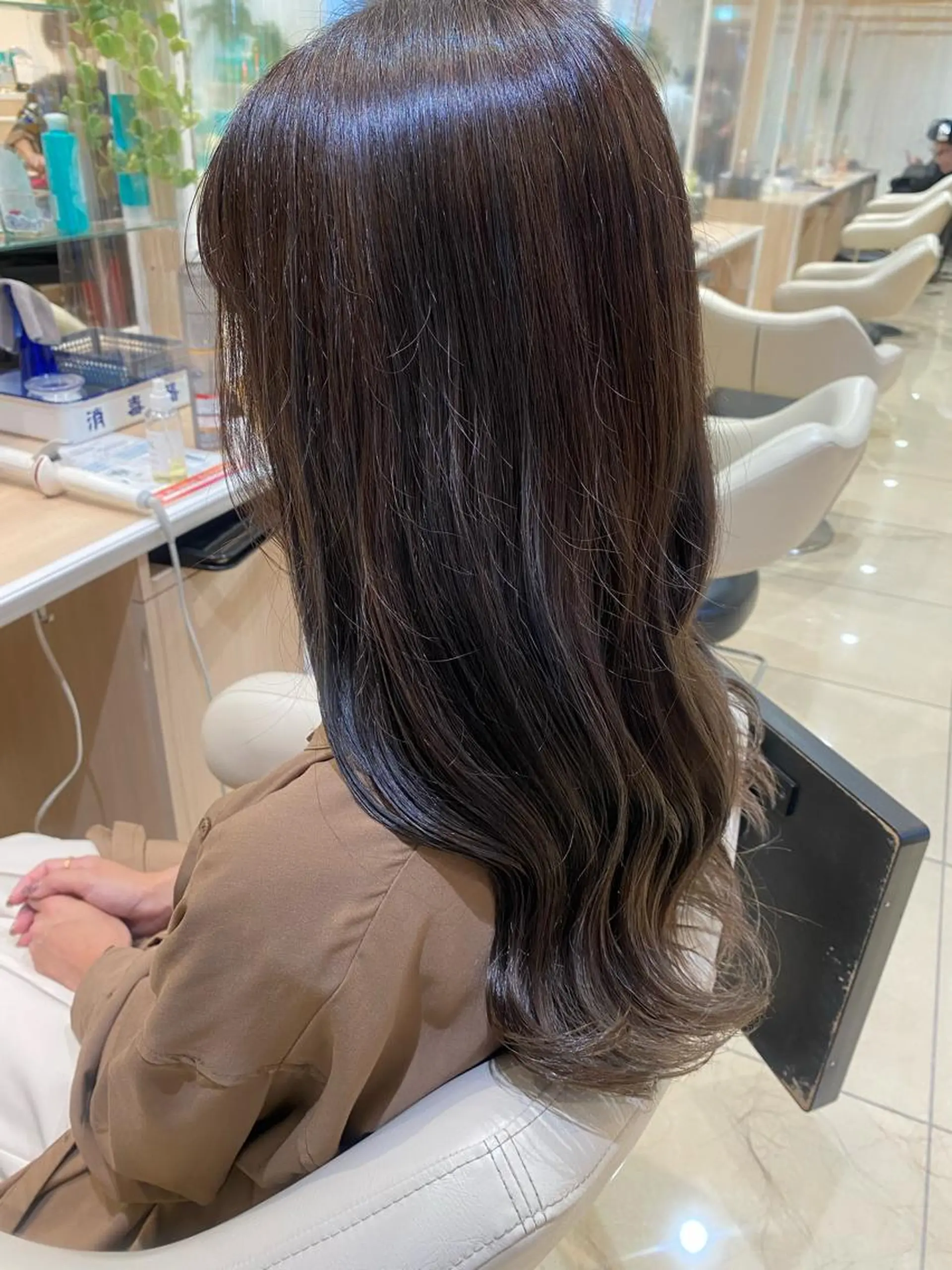 ロング カラー 🩵波巻き／ツイスパ HARU💎のヘアスタイル