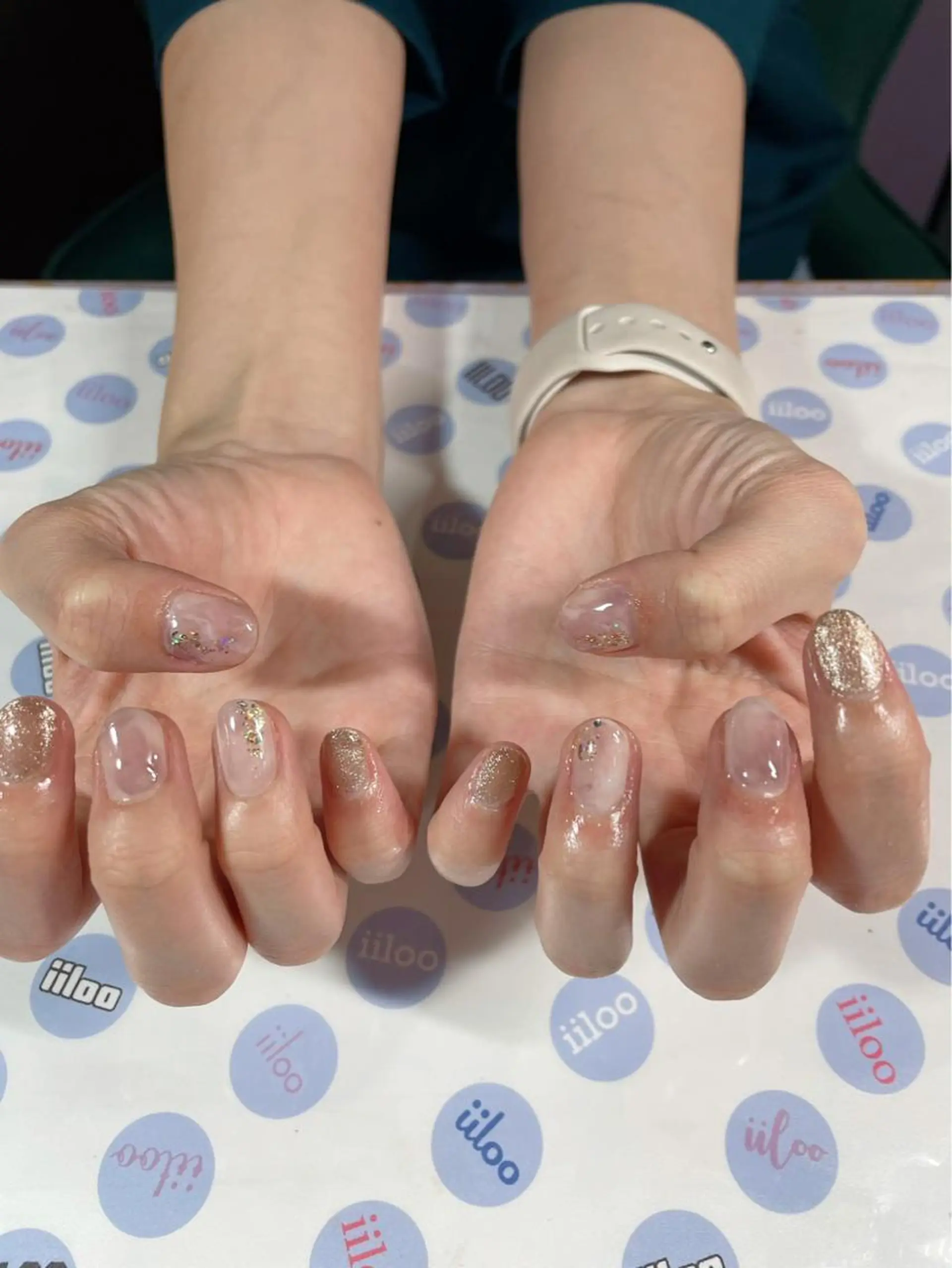 ネイル iiloo aromaworksのネイルデザイン