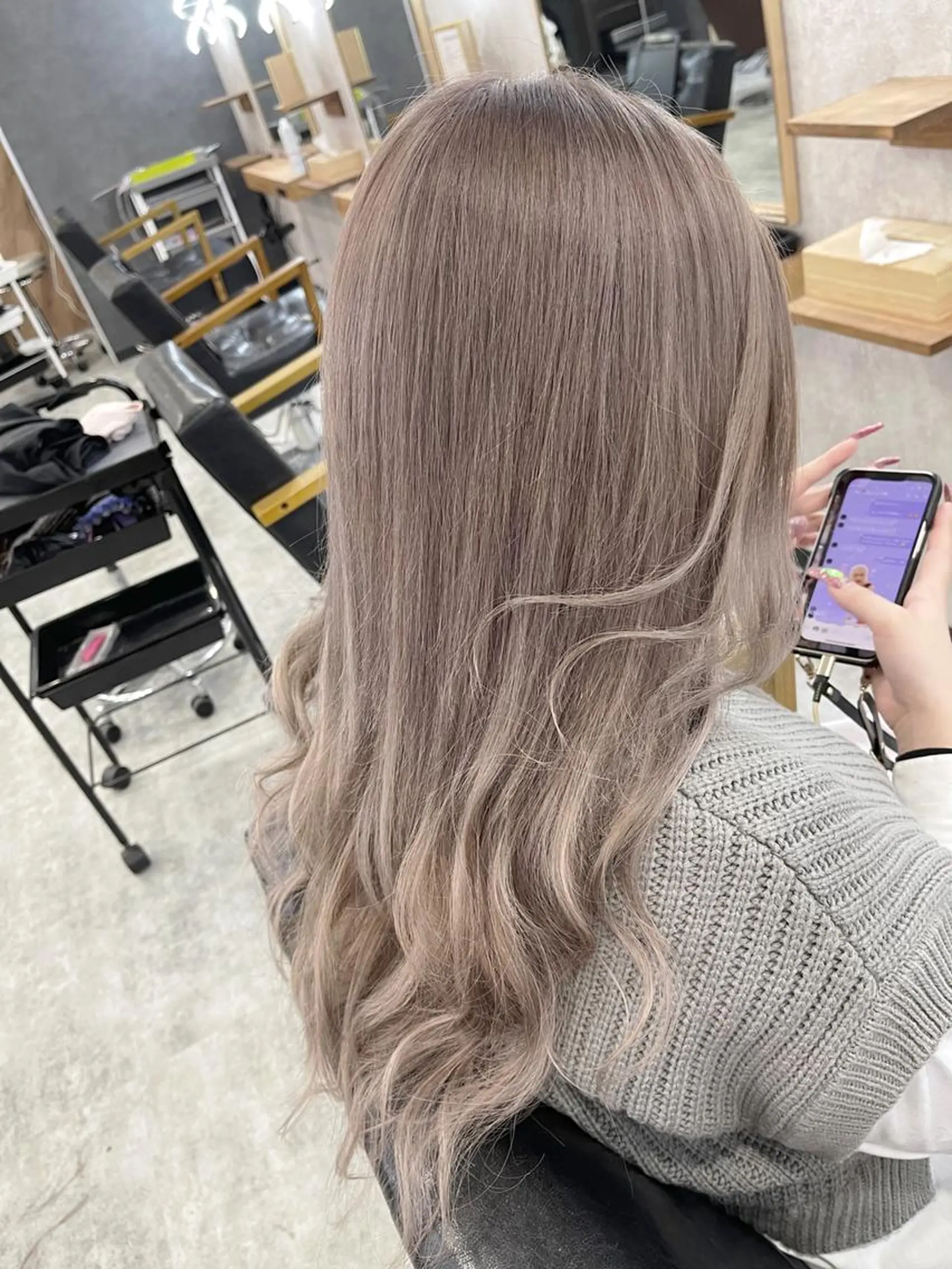 セミロング カット ヘアカラー エクステ 💭高品質、最上級 シールエクステ💭のヘアスタイル
