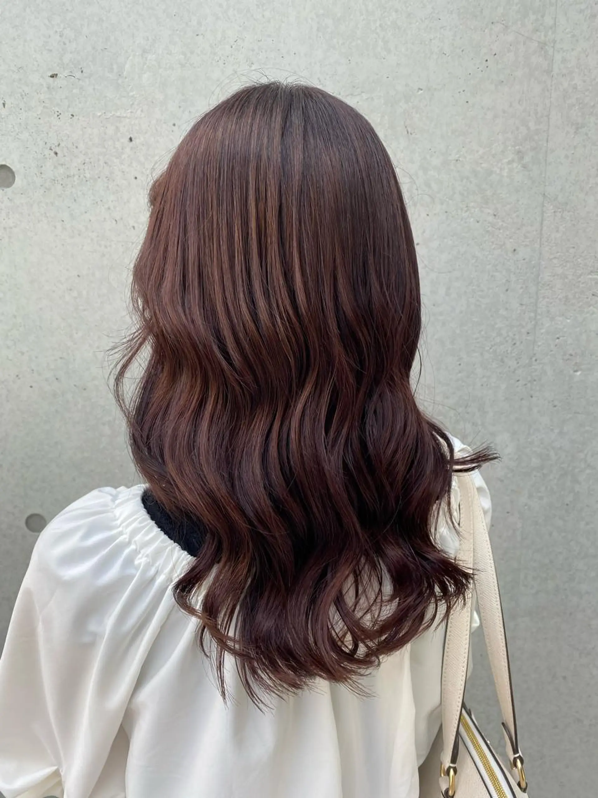 セミロング カラー ラベンダーカラー ラベンダーピンク ピンクカラー 小顔ショート🦋 八巻ちさとのヘアスタイル