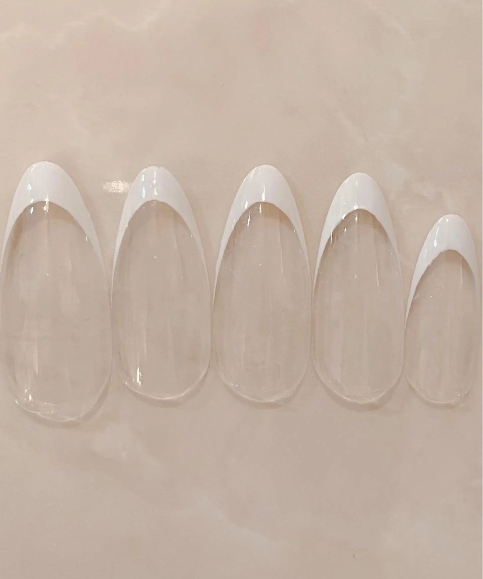 ネイル フレンチネイル Daria. nailのマツエク・マツパデザイン