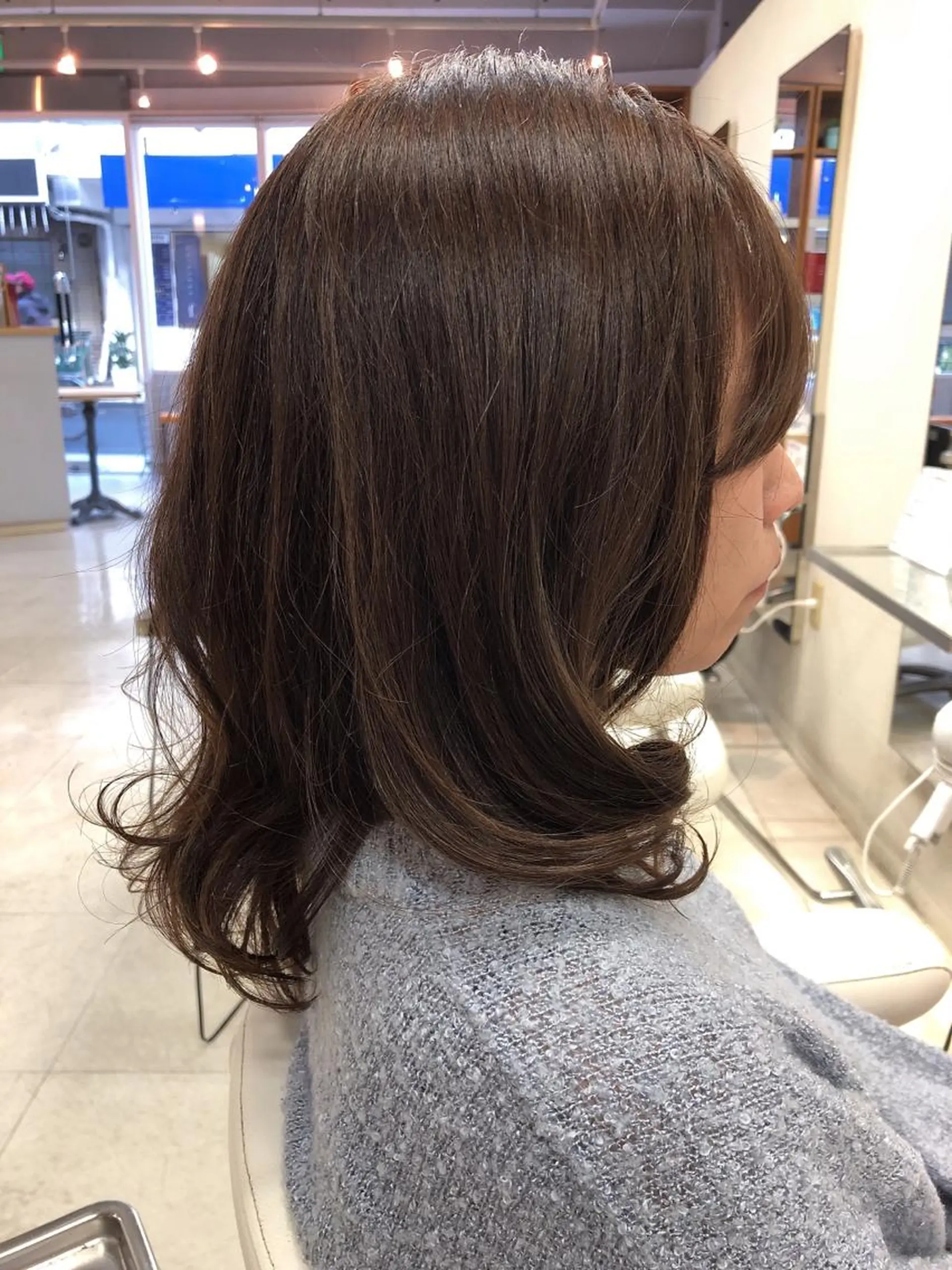 ミディアム 阿部 美咲のヘアスタイル