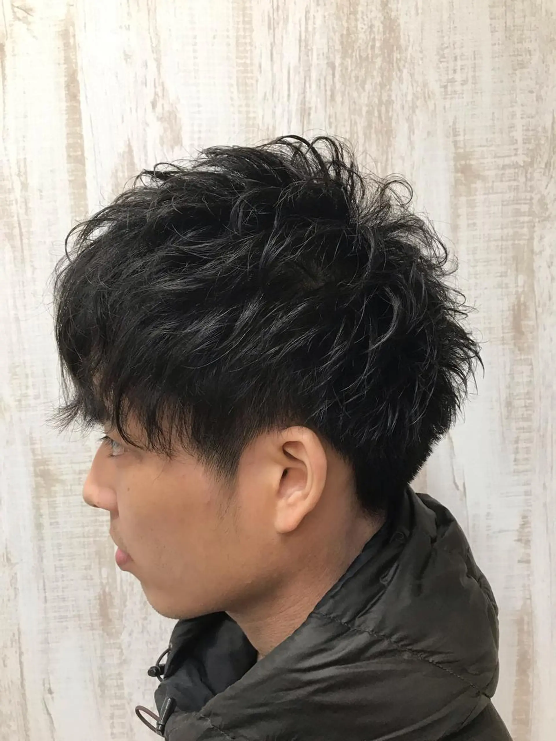 メンズ ファミールヘア所属・メンズパーマ波巻き 🌳大森悠登🌳のヘアスタイル