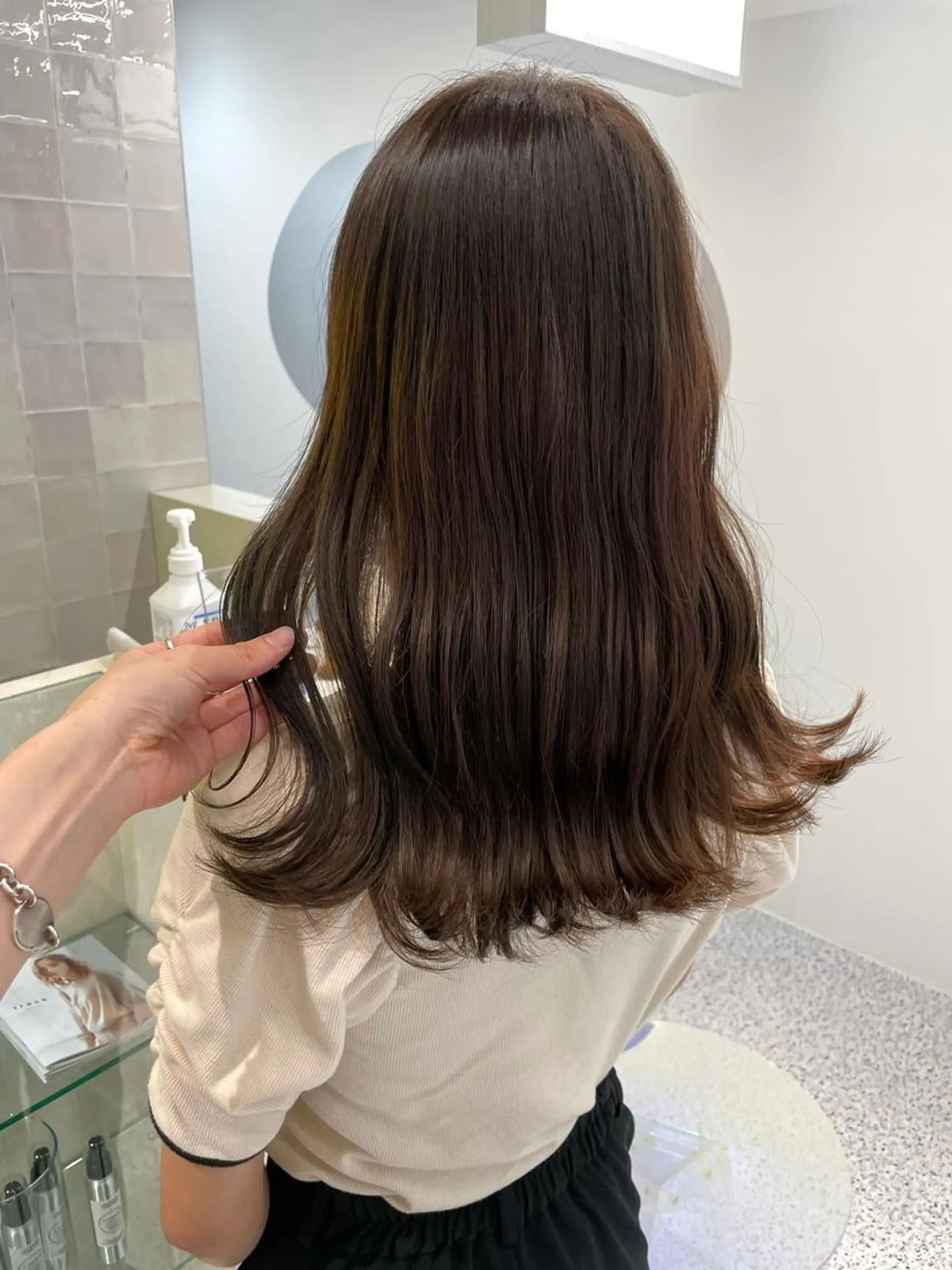 ロング カラー 遠藤 眞実のヘアスタイル