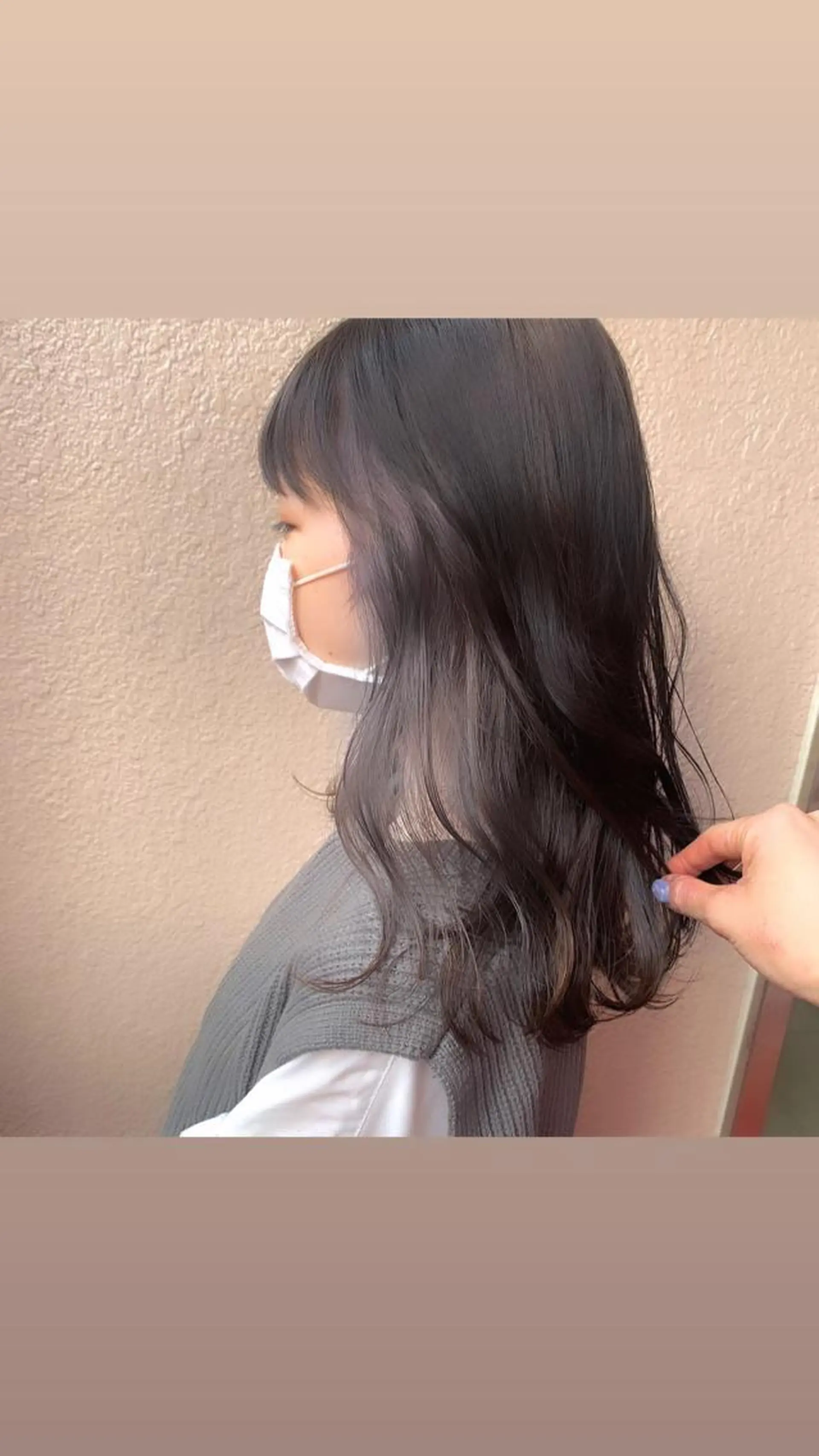 セミロング カラー インナーカラー 淡色ふんわりhair 新宿satomiのヘアスタイル