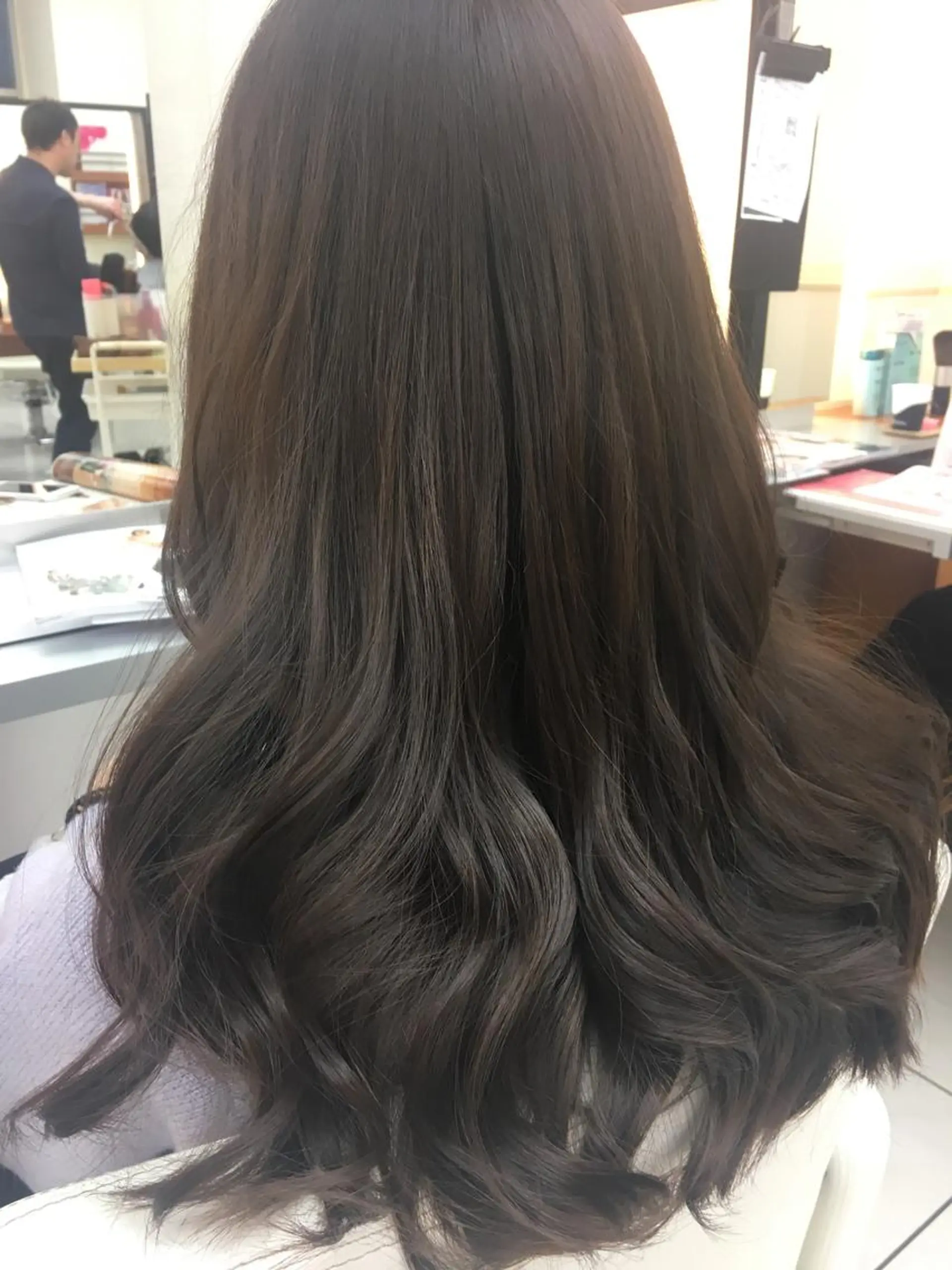 カラー アッシュ カット ヘアカラー トリートメント N° jillva ♦️川端裕司♦️のヘアスタイル