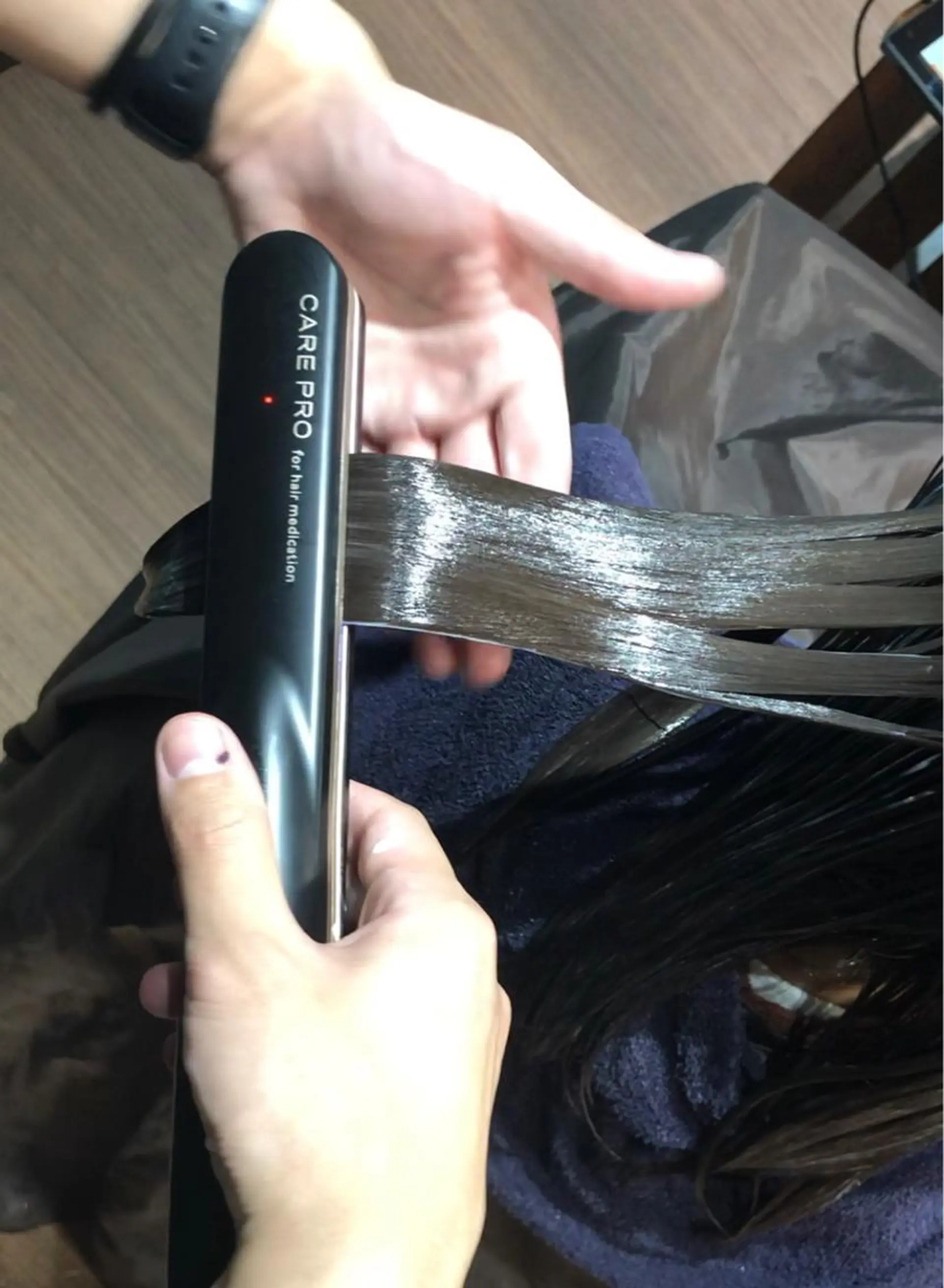 ロング カラー トリートメント ヘアカラー トリートメント Mavie hair所属・髪質改善×潤艶カラー ⭐️岡田崇彰のヘアスタイル