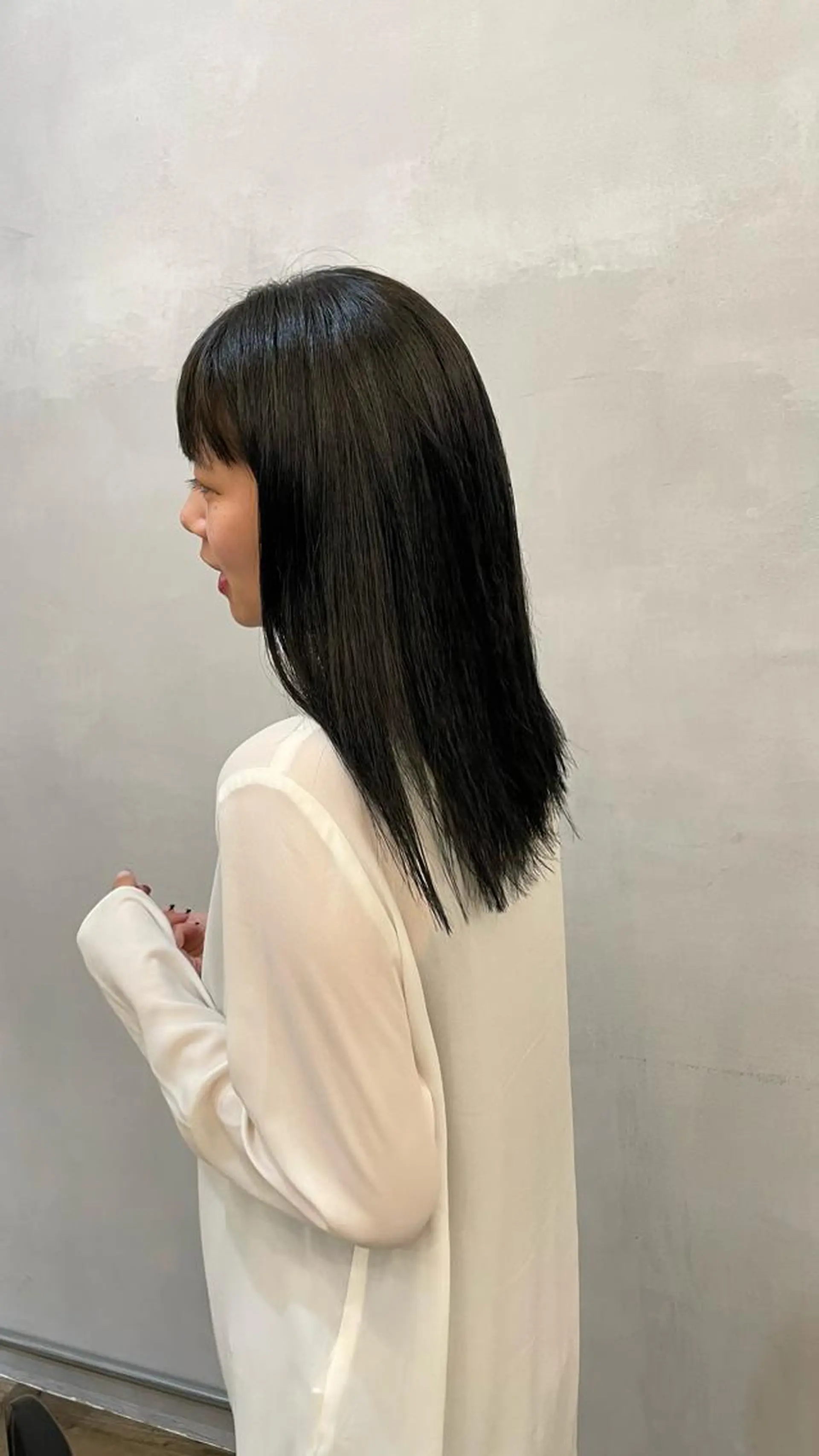 セミロング カラー 黒髪 ネイビーカラー 原宿/ケパーマ 🧺ユウマのヘアスタイル