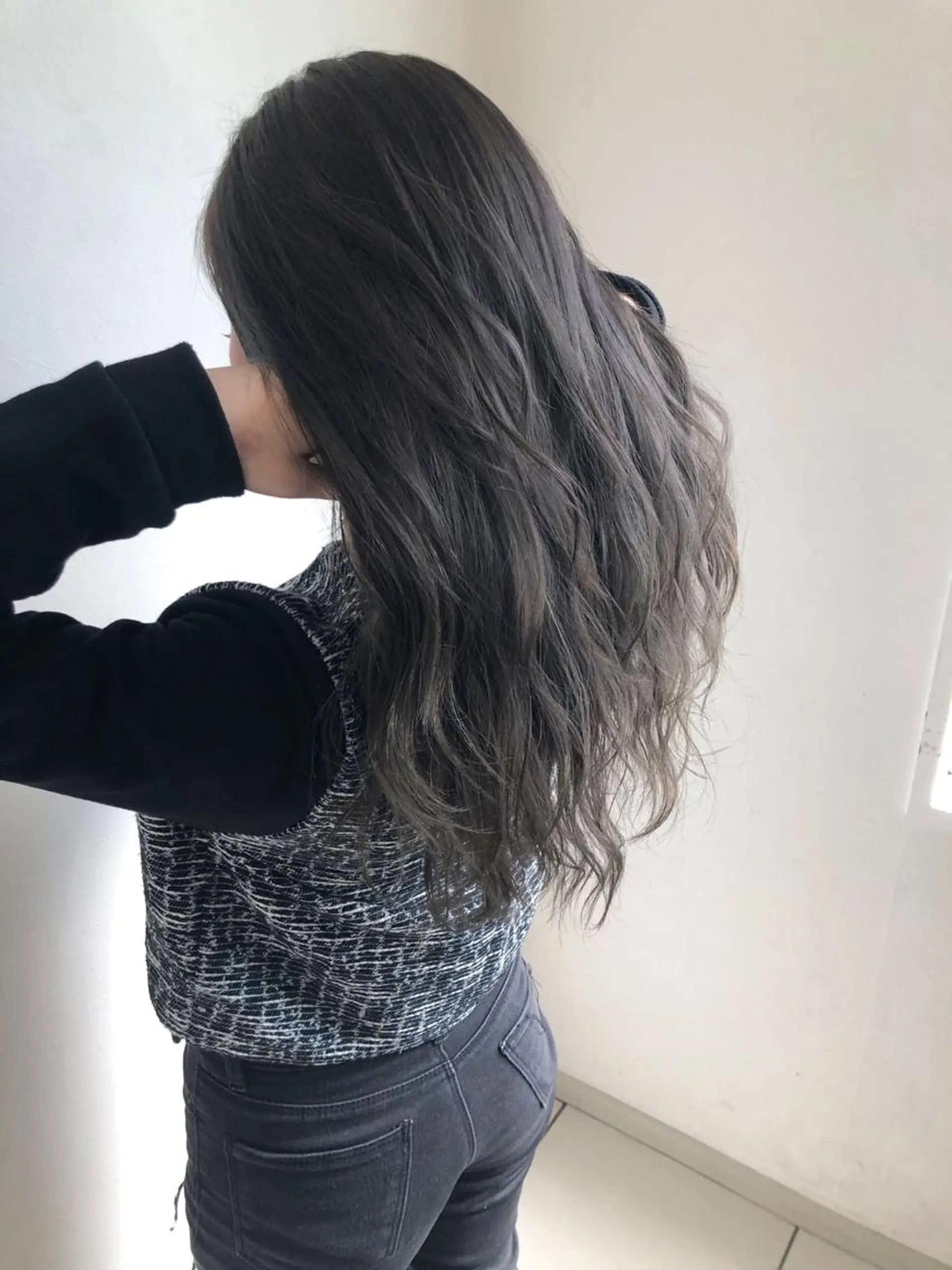 セミロング ACRO梅田【アクロ】所属・髪質改善とカラーの人 倉友哉のヘアスタイル