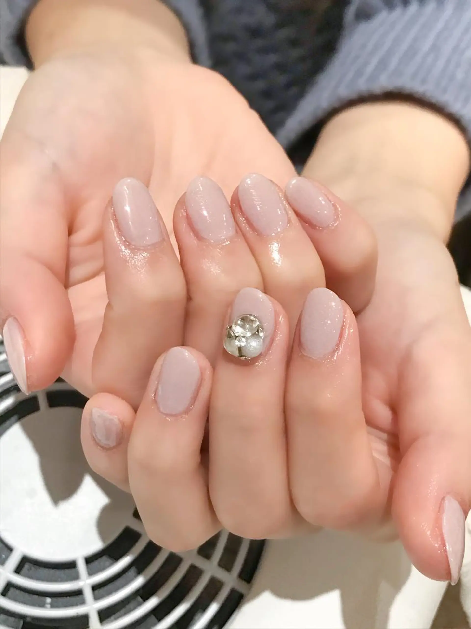 ネイル ワンカラーネイル パープル シンプルネイル ブライダルネイル ホワイト Nyanco Nailのネイルデザイン