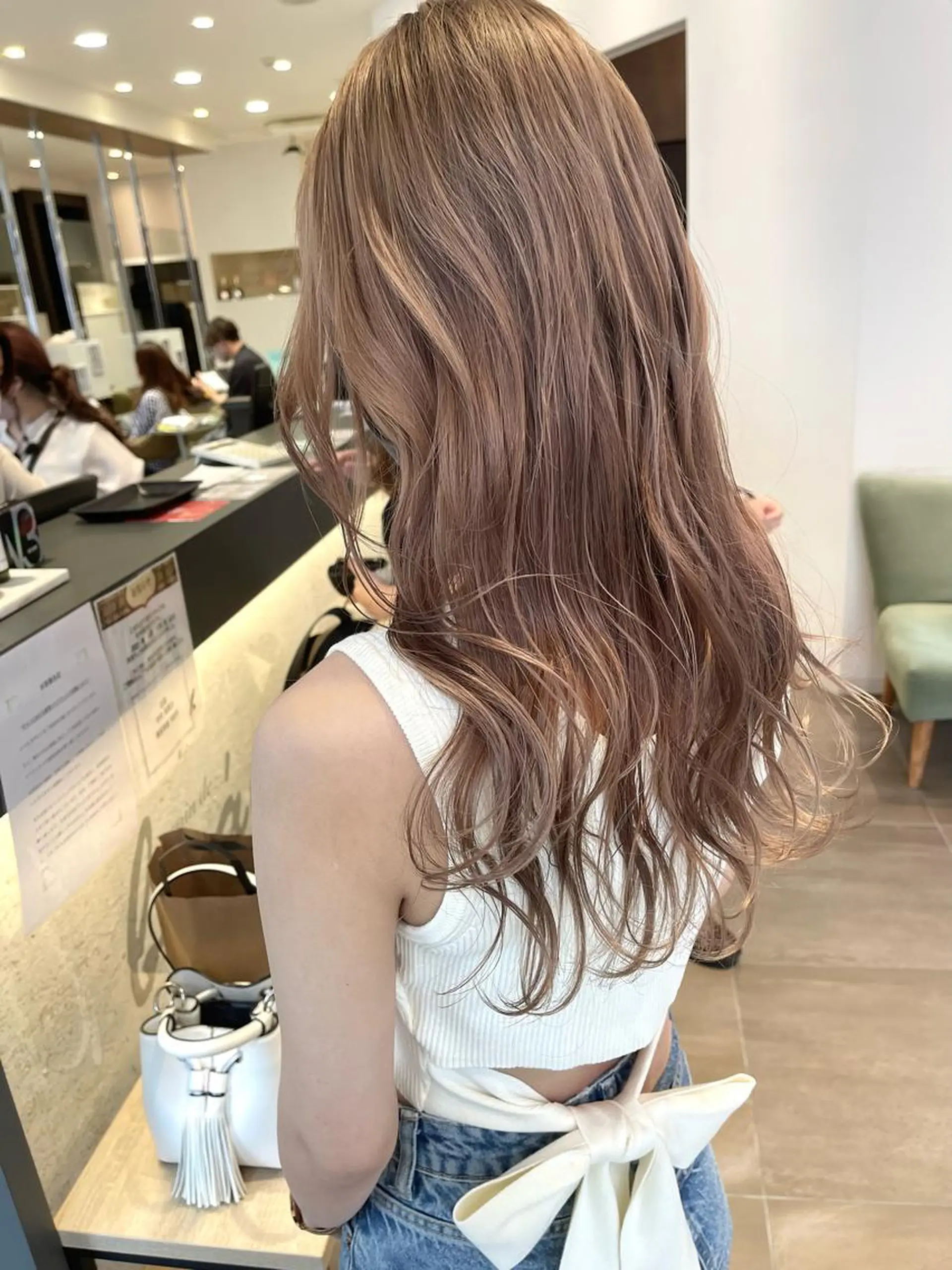 ロング カット ヘアカラー トリートメント ✨10000円以内で 叶う艶髪✨のヘアスタイル