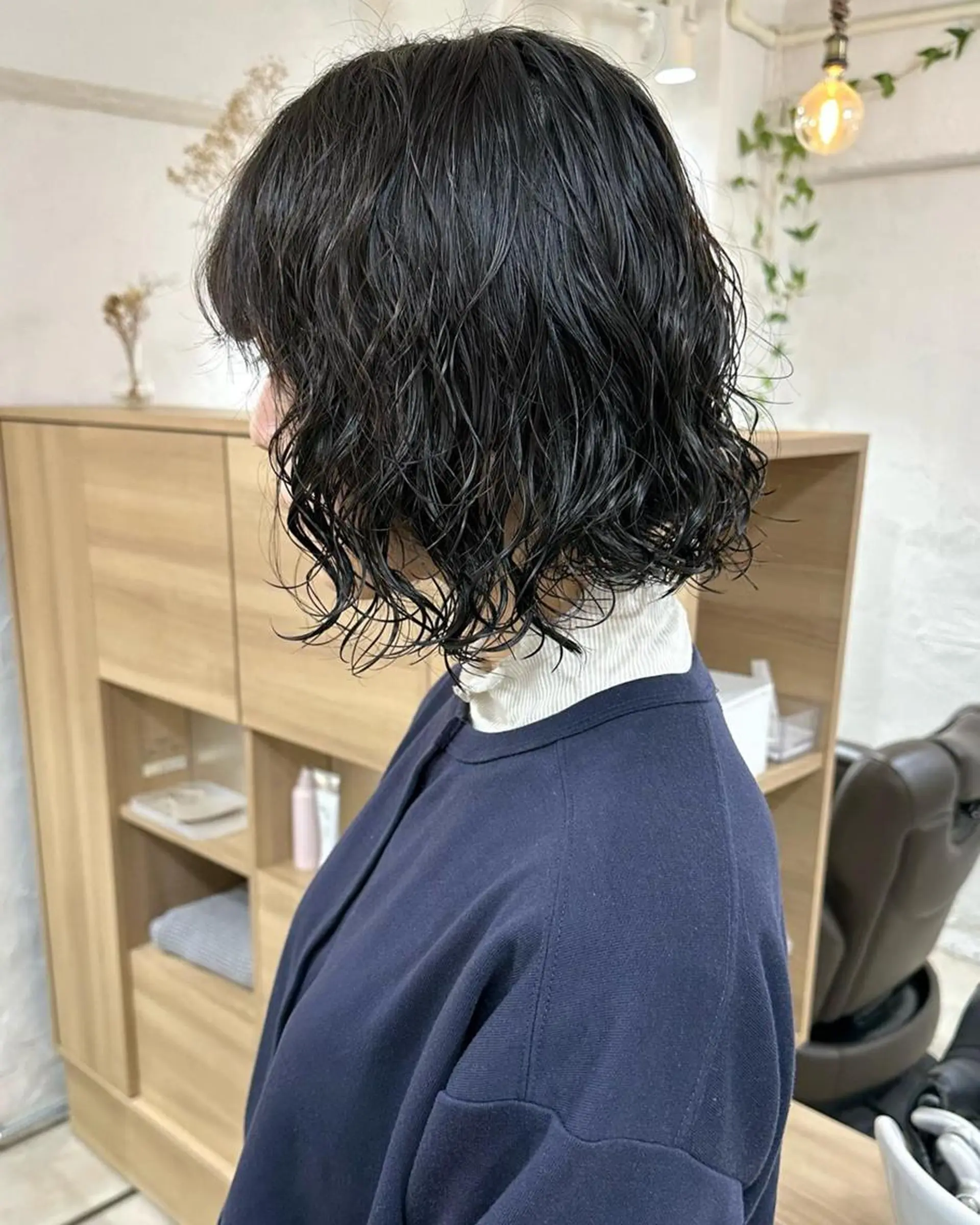 ショート カラー パーマ 切りっぱなしボブ 前下がりボブ ショートボブ 黒髪 ボブ 銀座No.1髪質改善 縮毛矯正/本木のヘアスタイル