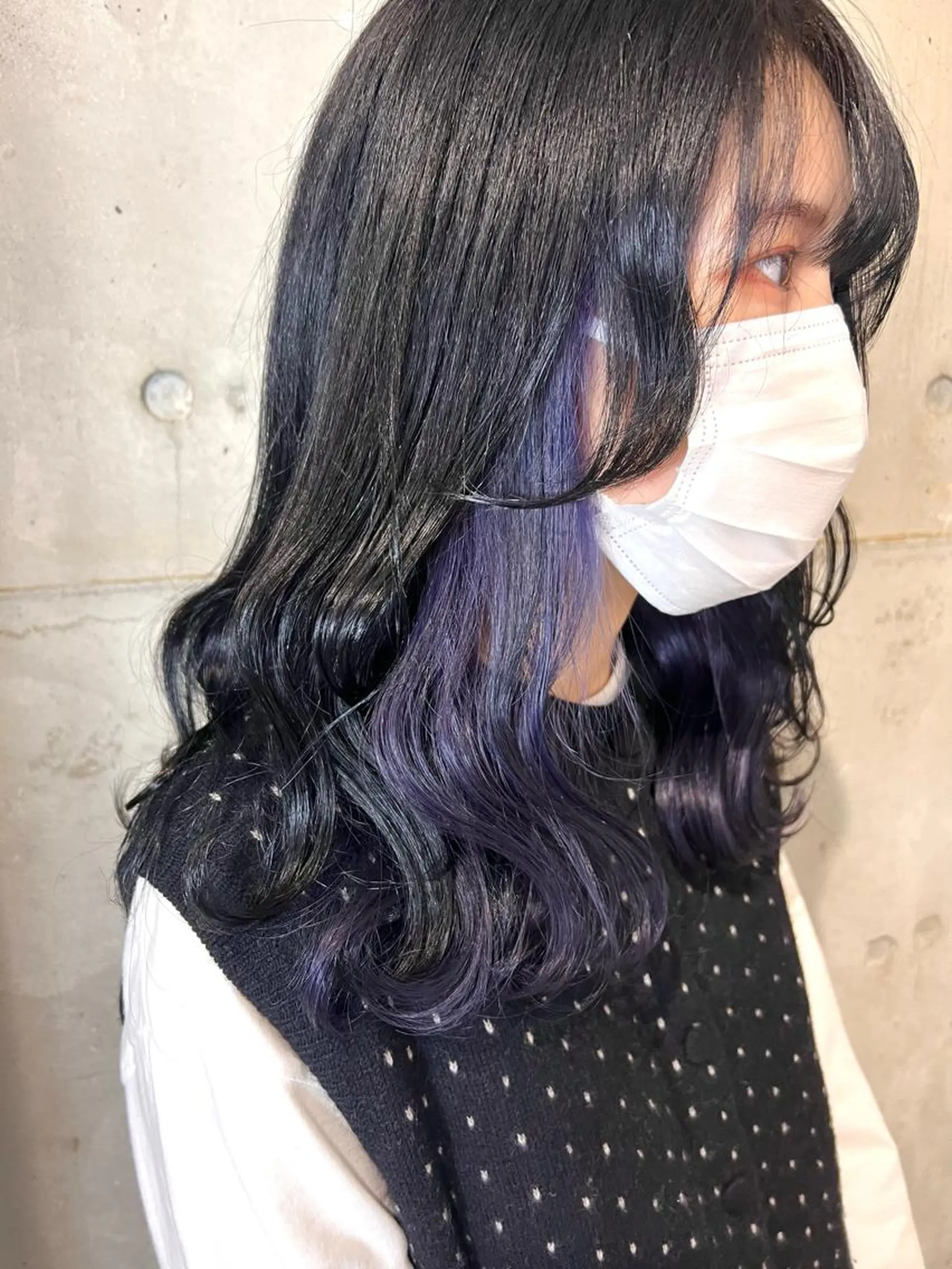 ミディアム カラー ヘアアレンジ バイオレットカラー ヘアカラー lani ブリーチ /ダブルカラーのヘアスタイル