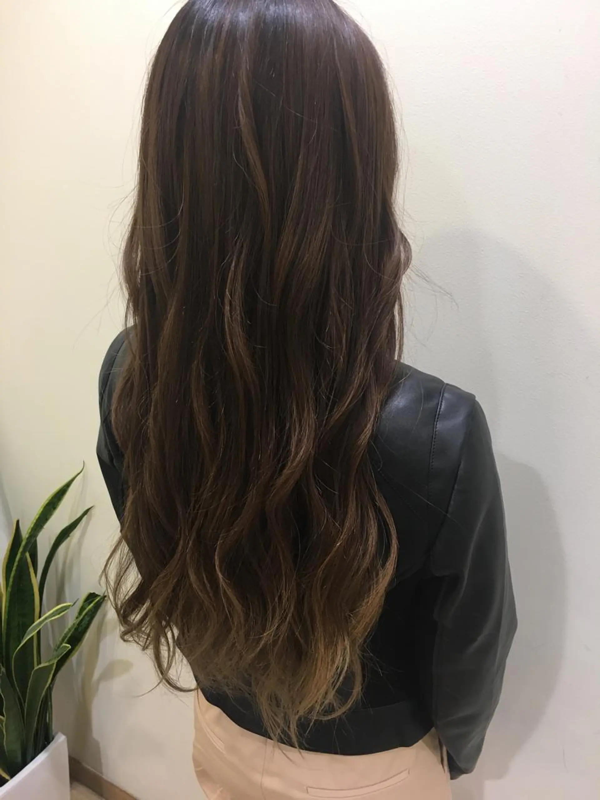 ロング カラー グラデーションカラー stujio所属・渋谷🌈ミニモ限定 カットモデル無料募集のヘアスタイル