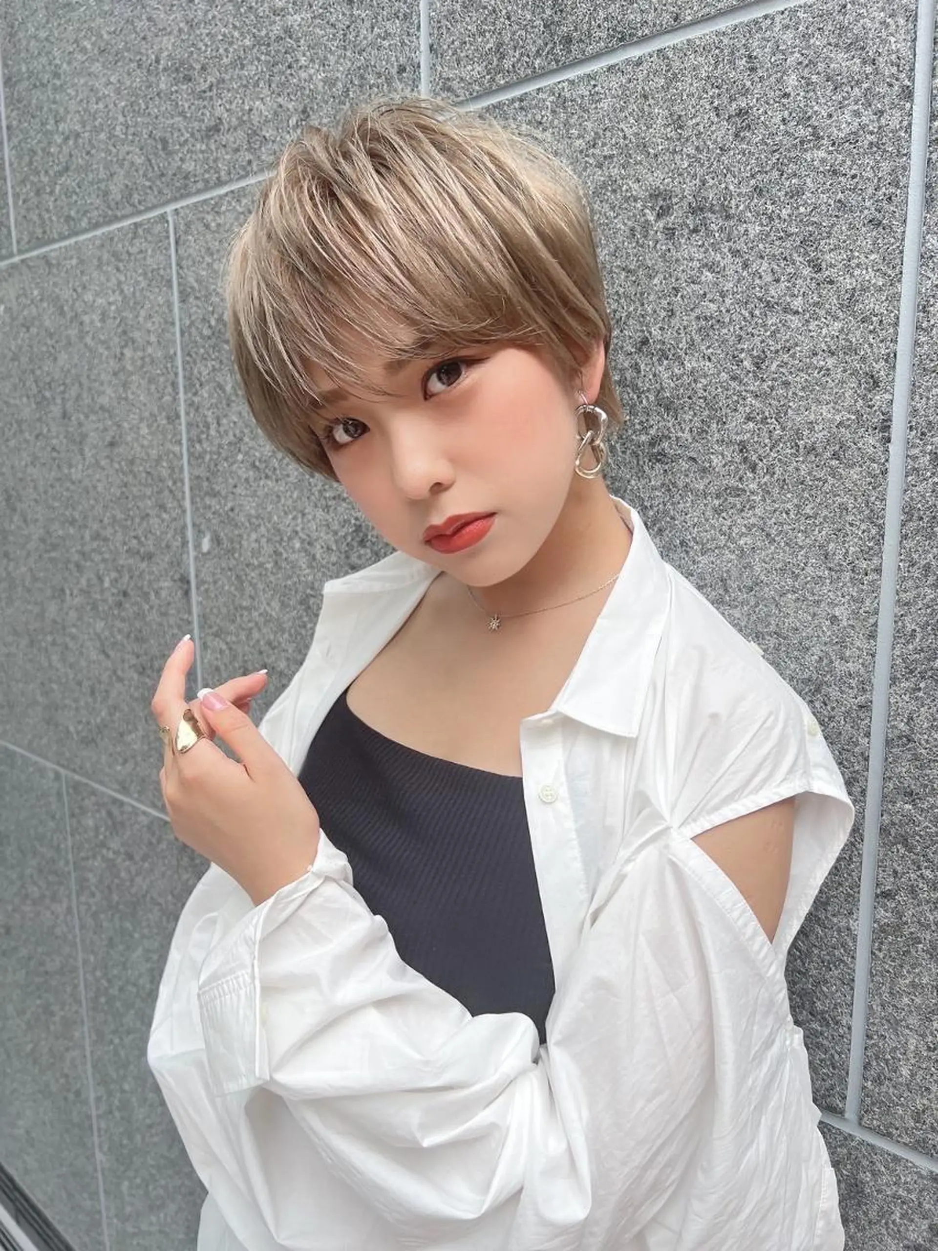 ショート カラー カット ヘアカラー SOURCE 天王寺のヘアスタイル