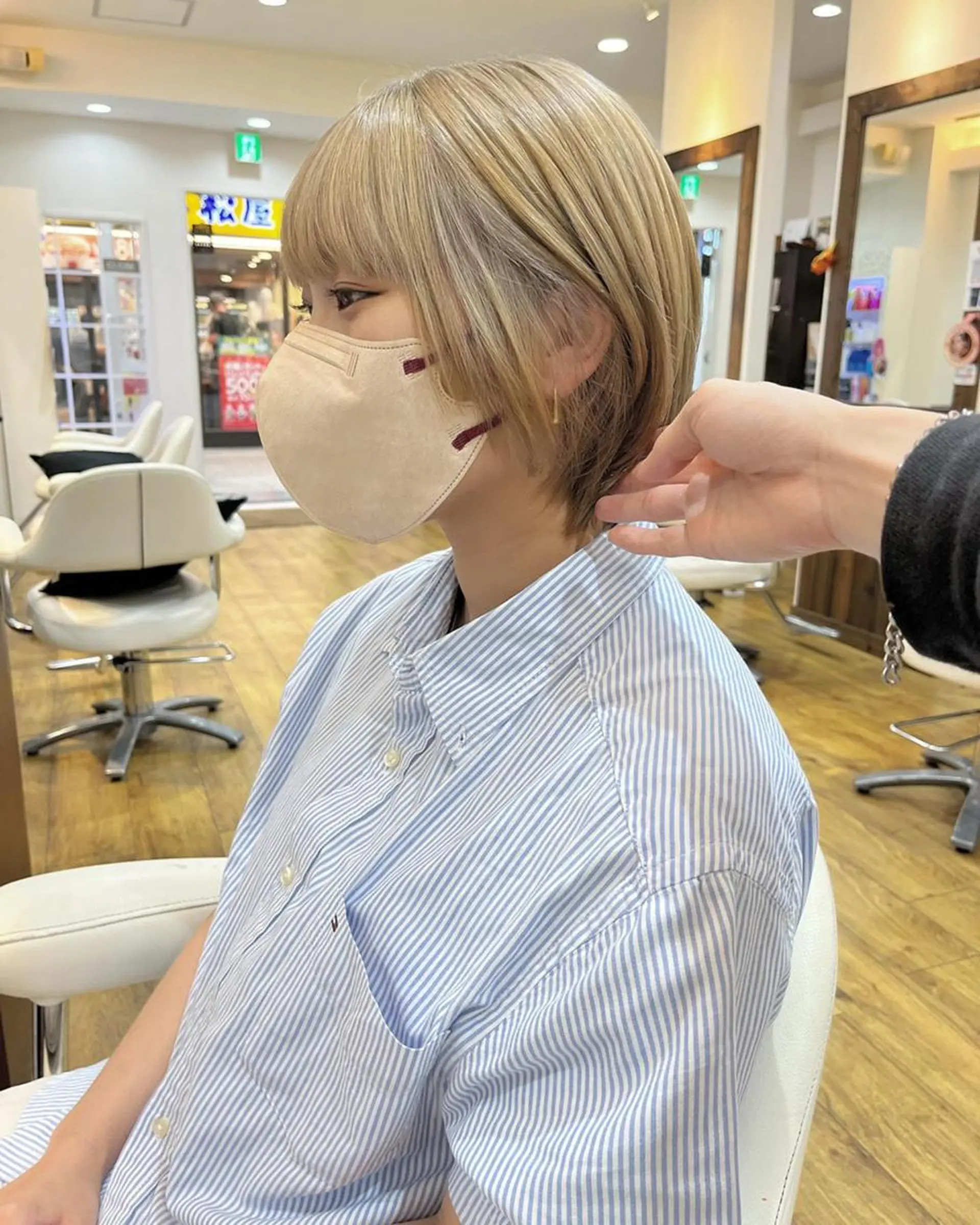 カラー アディクシーカラー アッシュ ブリーチ ダブルカラー グラデーションカラー 🌈ハイトーン/ ワタル🌈のヘアスタイル