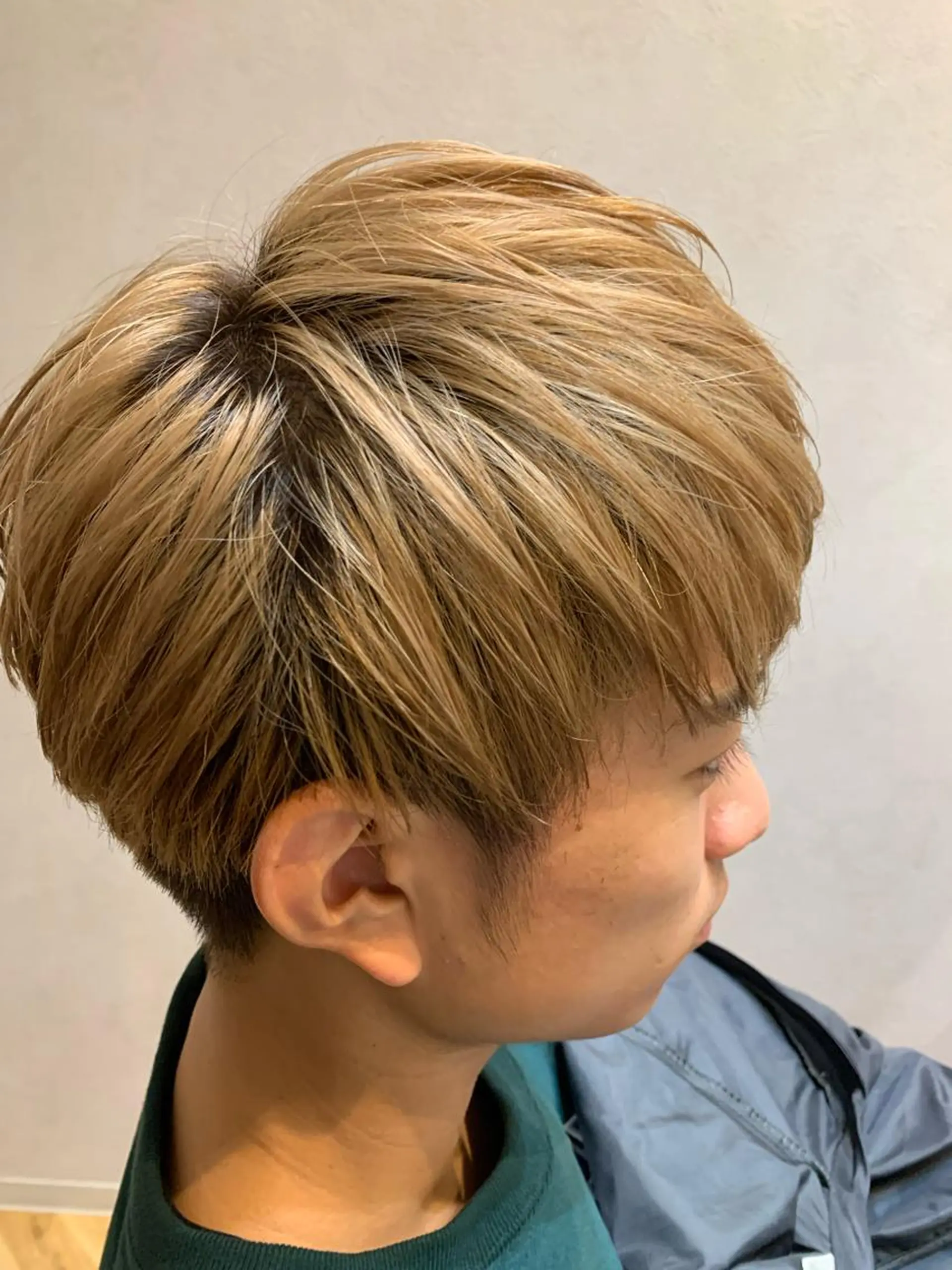 ショート メンズ メンズブリーチ カット ヘアカラー トリートメント newiネウィ _naoのヘアスタイル