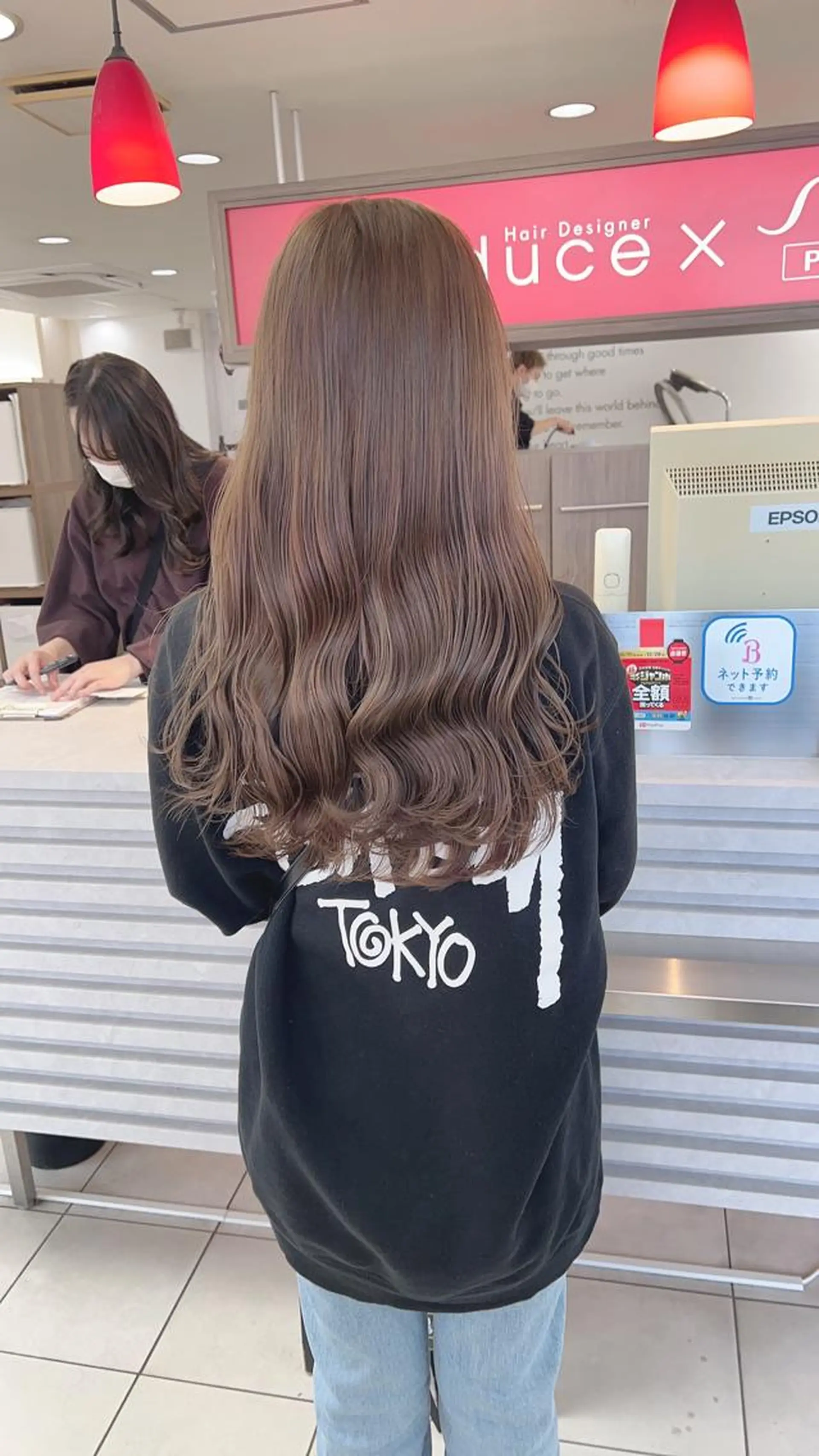 ロング カラー ヘアカラー エリアマネージャー 復活の大澤竜馬のヘアスタイル