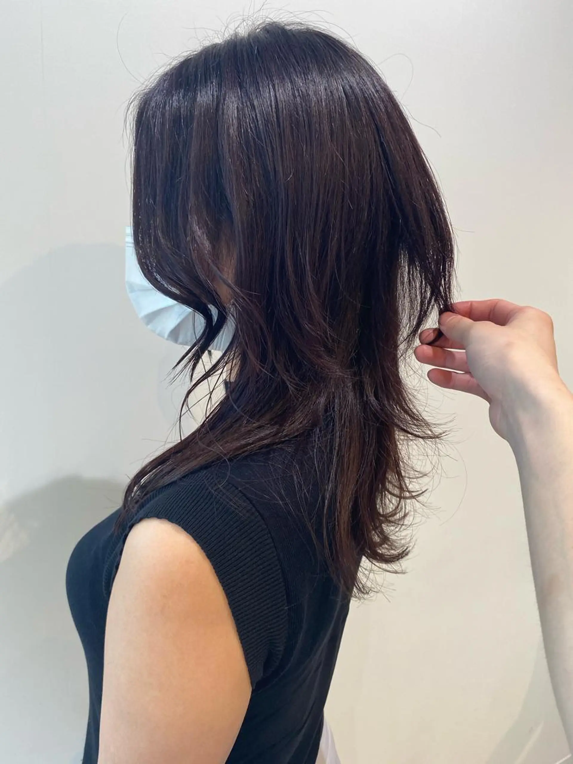 セミロング ウルフカット 大阪ウルフカット ハッシュカットのヘアスタイル