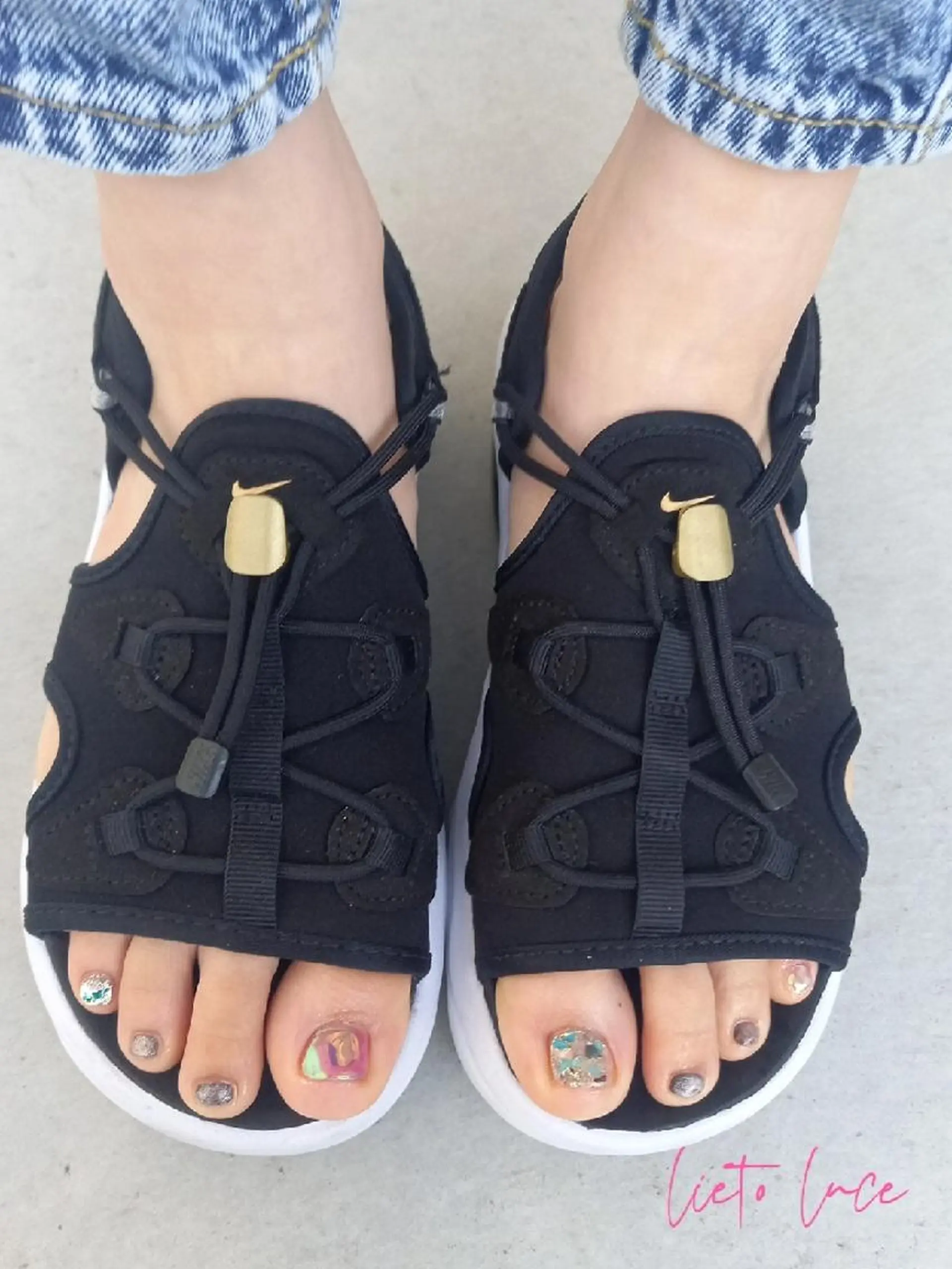 ネイル オーロラネイル マグネットネイル フットネイル lieto luce Yukaのネイルデザイン