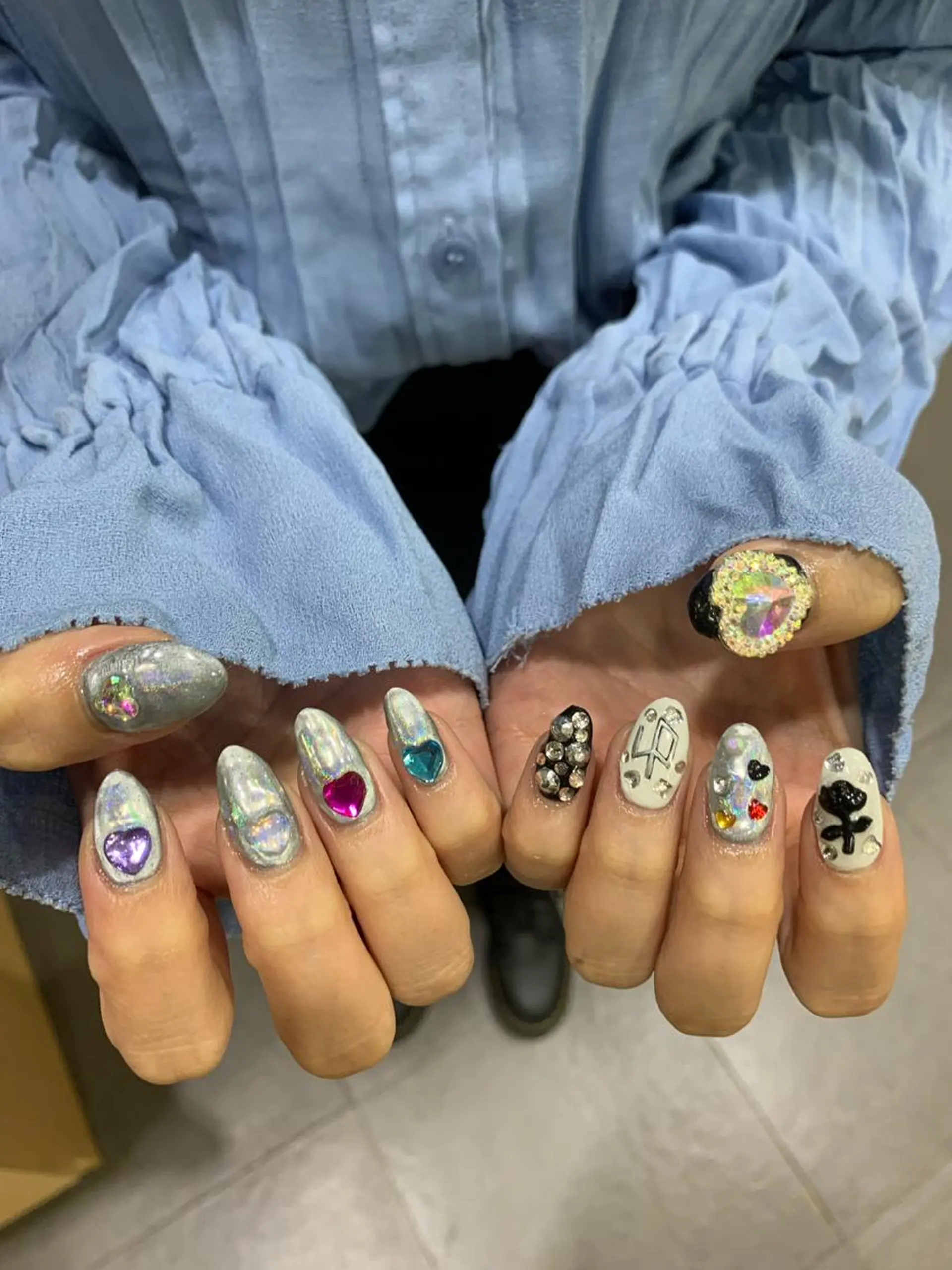 ネイル 海外girl🤎 透明感ベージュmaoのヘアスタイル