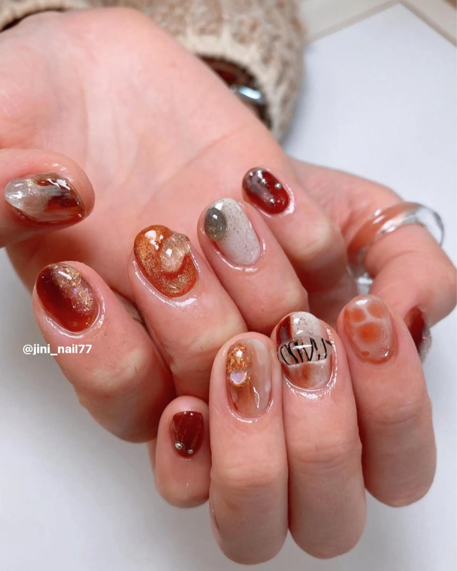 ネイル JINI NAIL所属・ジニ ネイルのネイルデザイン