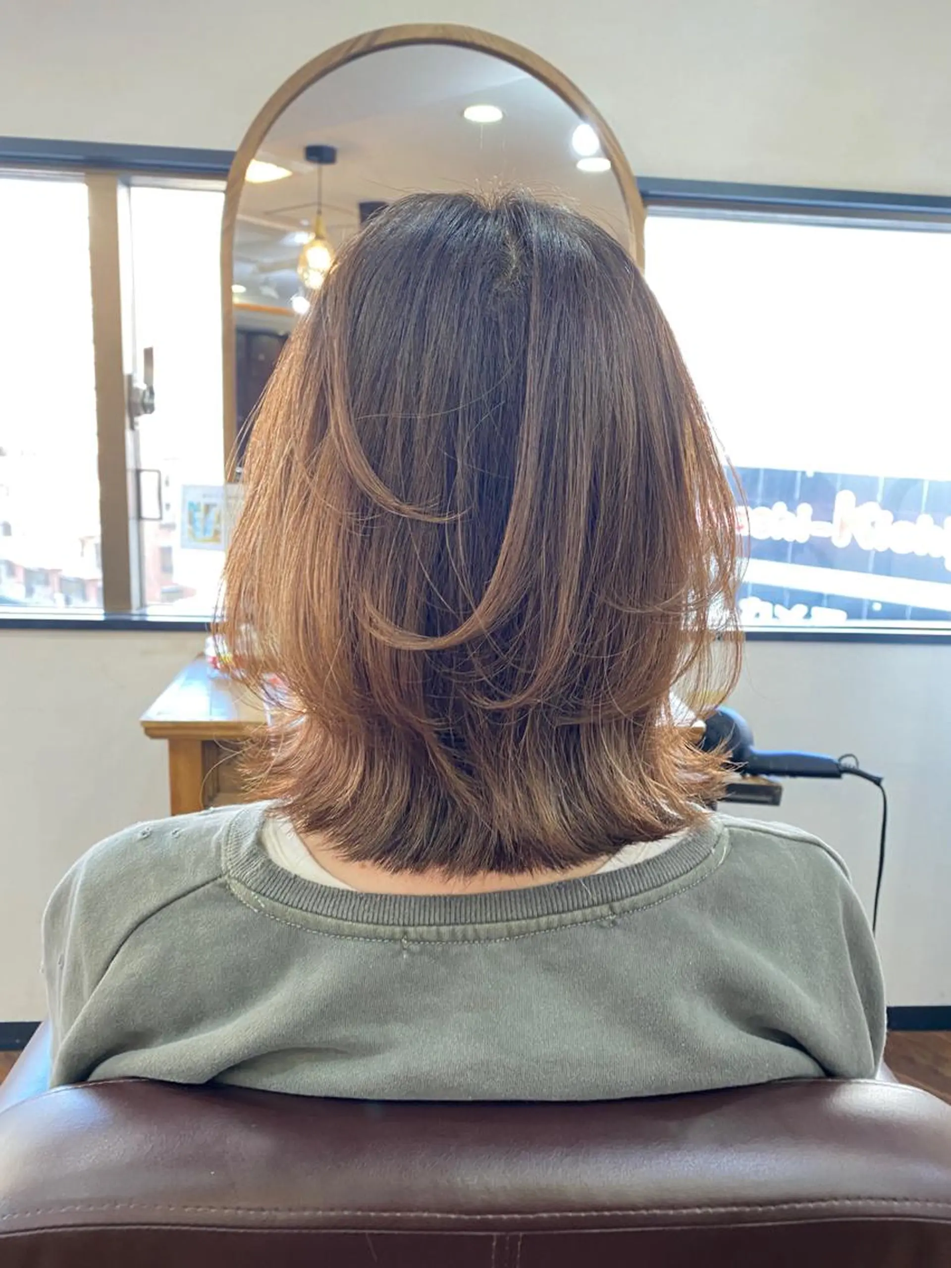 ミディアム SALOWIN吉祥寺suite店所属・似合わせレイヤー 🇰🇷荒木洋文のヘアスタイル
