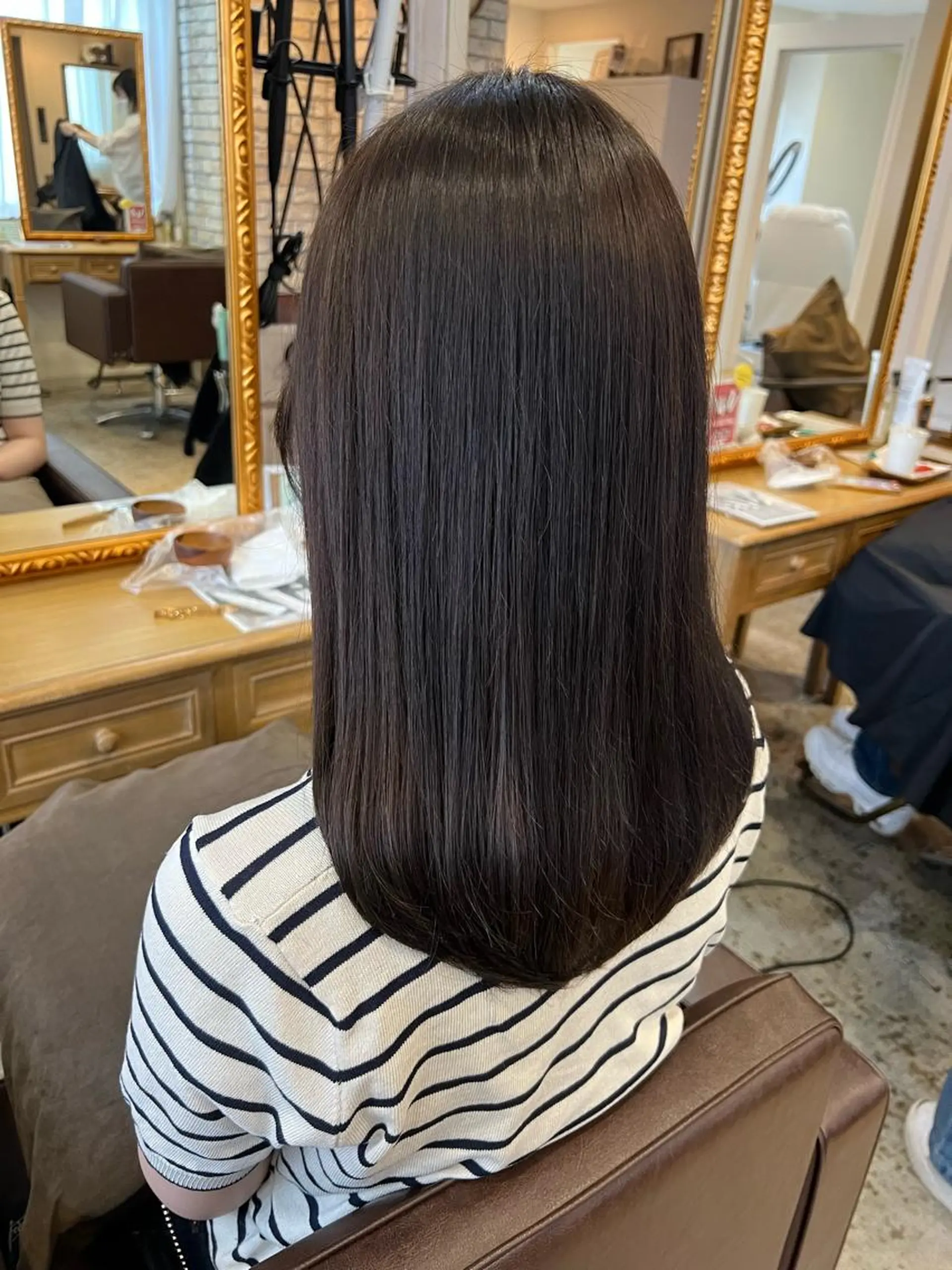 セミロング 韓国🇰🇷髪質改善 Chisaki치사키のヘアスタイル