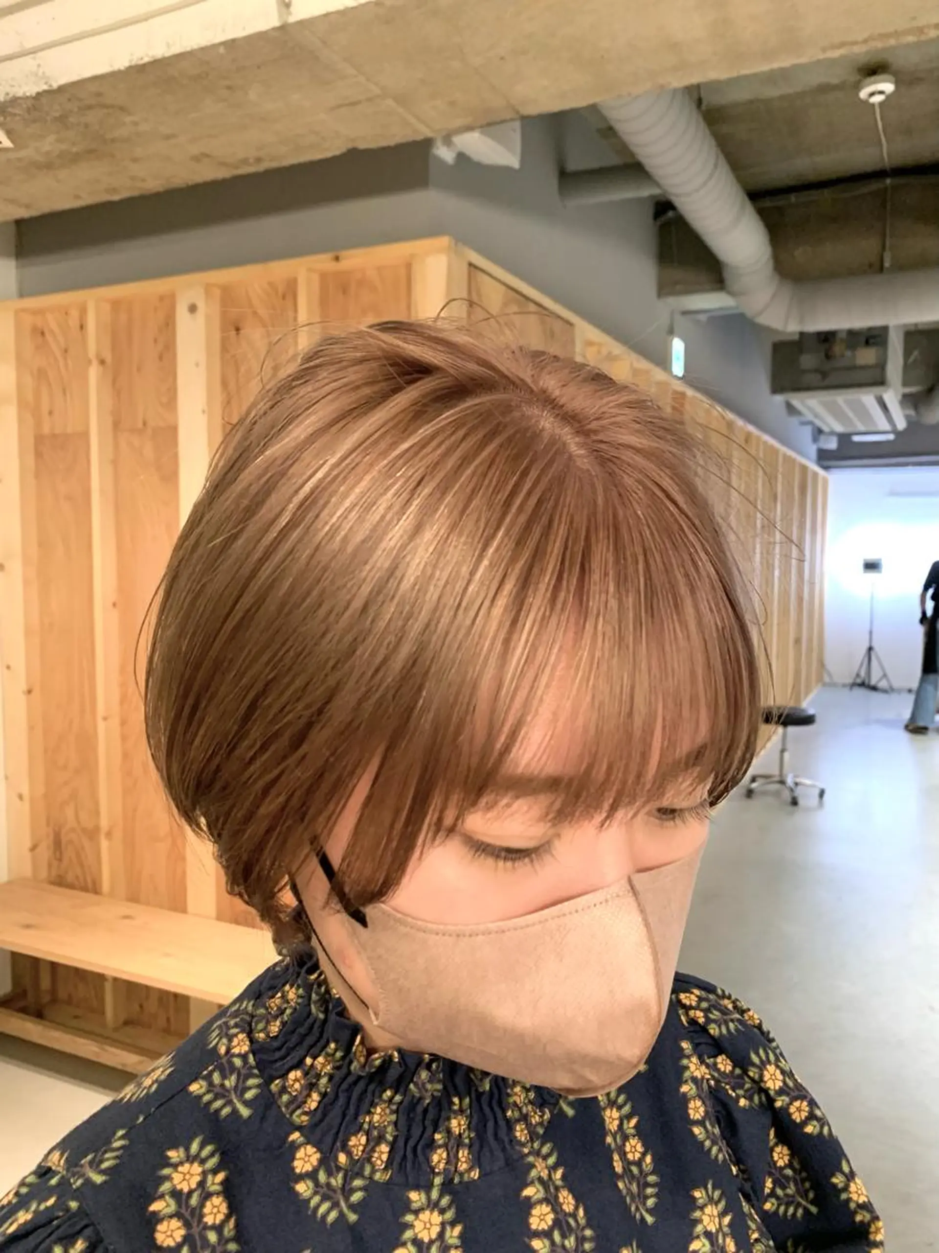 ショート カラー よしだ とおいのヘアスタイル