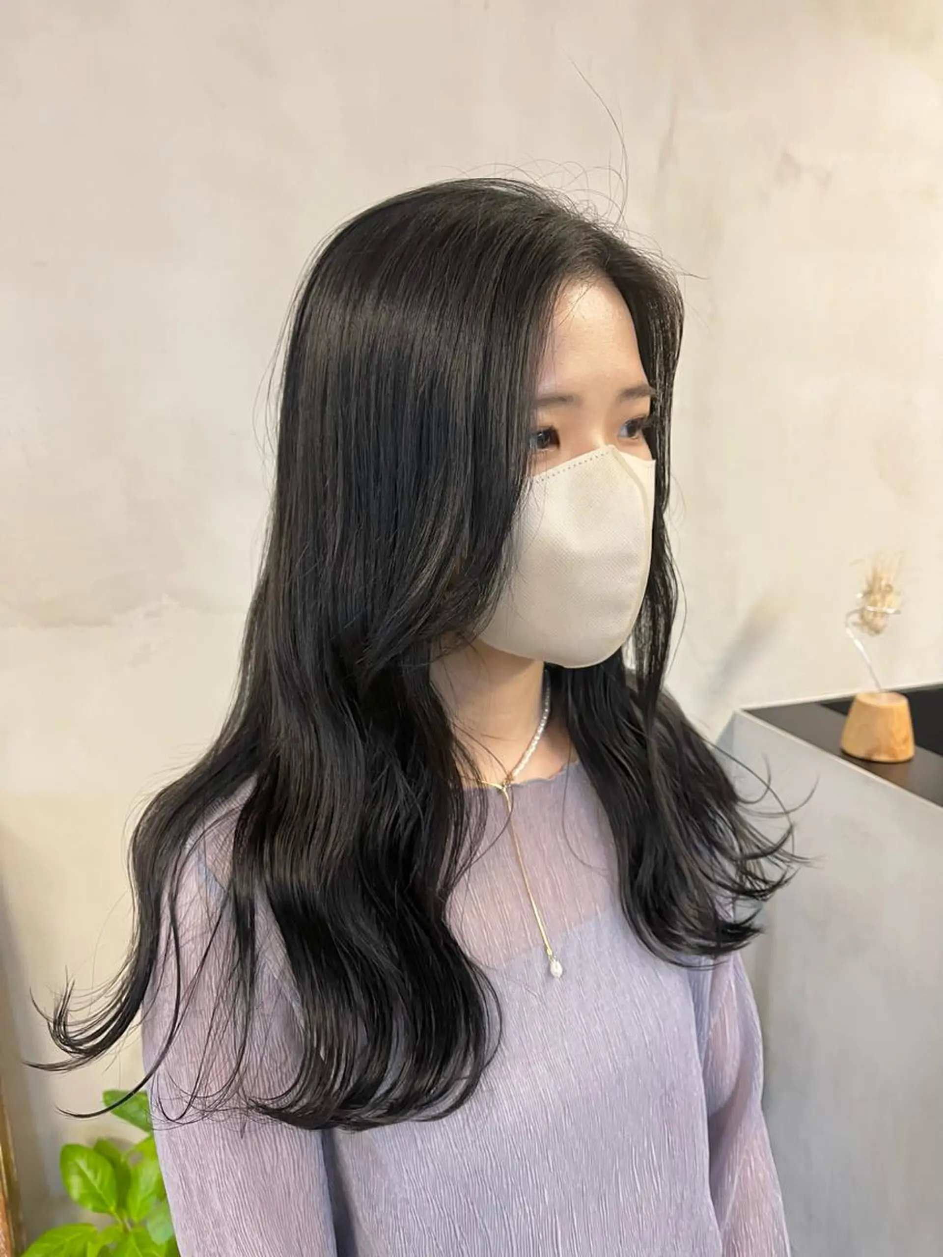 ロング カラー 透明感カラー グレージュ miyu /レイヤー/ブリーチのヘアスタイル