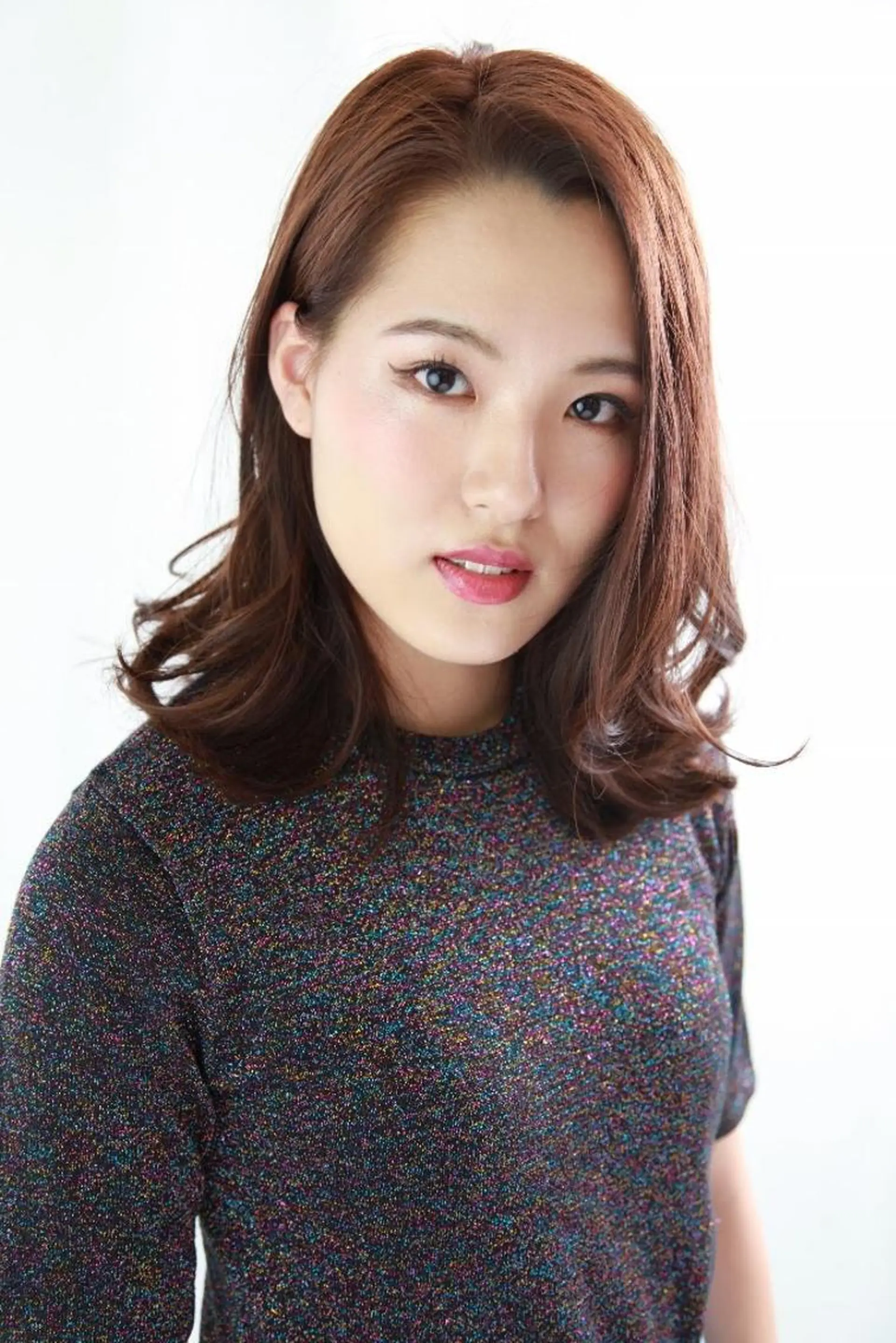 セミロング カラー トリートメント 髪質改善/縮毛矯正 /ブリーチ矯正/岡部のヘアスタイル