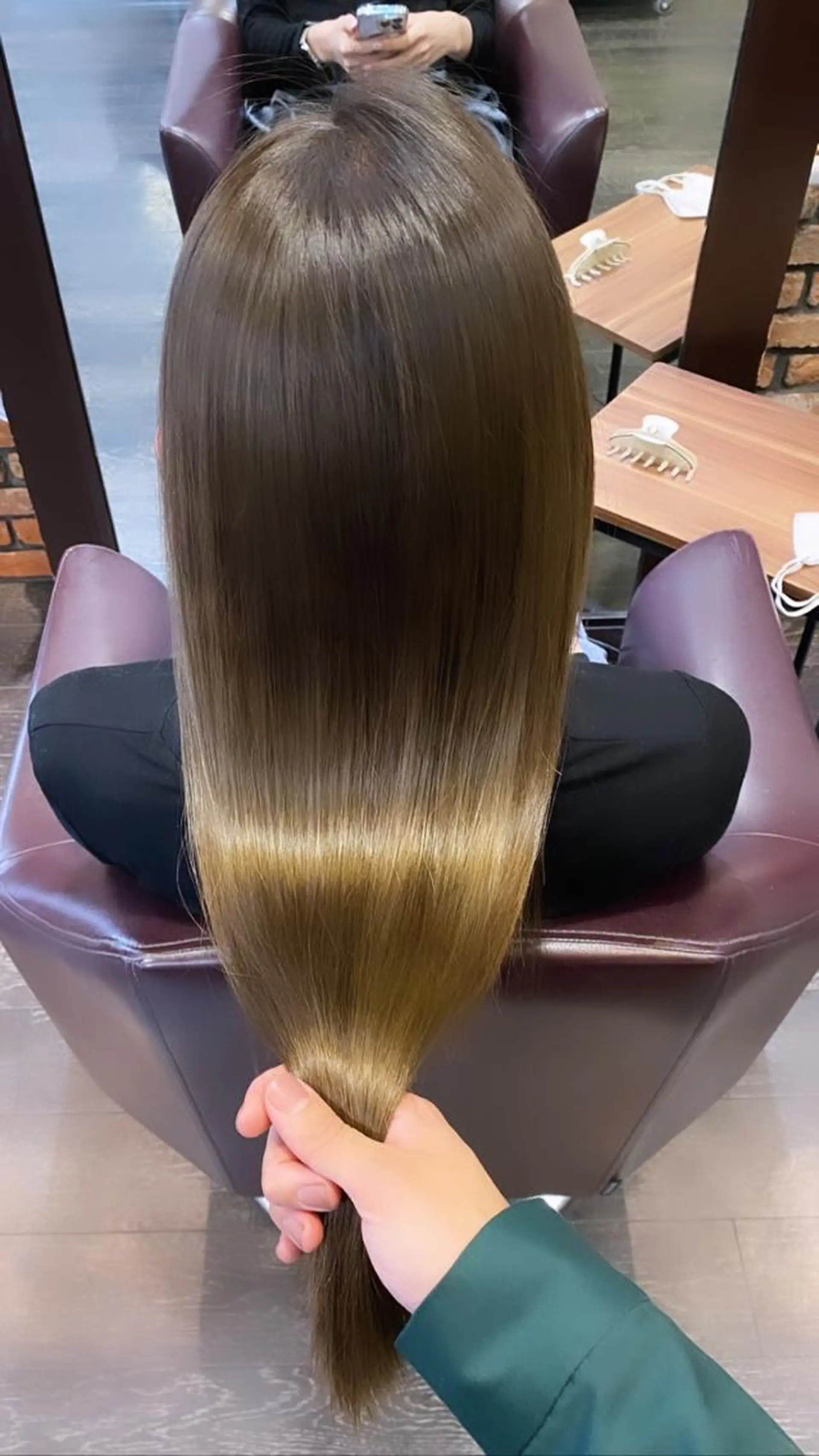 ロング pour.所属・中崎町/カット 小柴　楽士のヘアスタイル