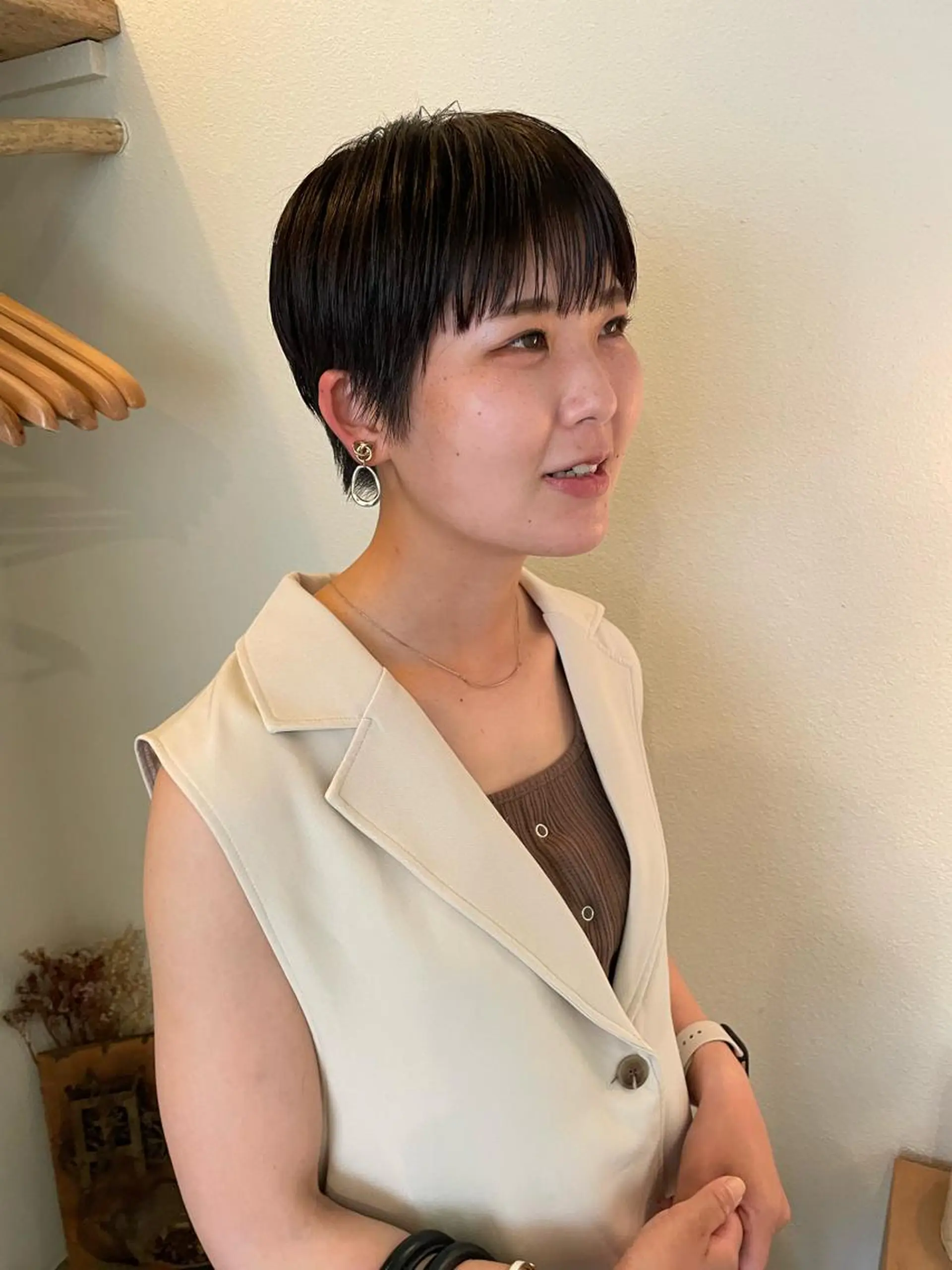 ショート ヒナゴ トヨカズのヘアスタイル