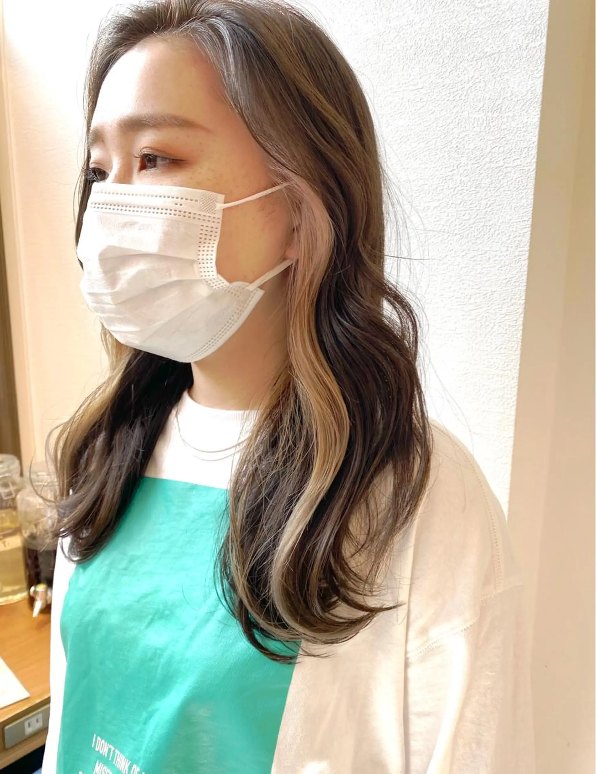 ミディアム ヘアカラー トリートメント レイヤーカット /透明感カラー西田のヘアスタイル