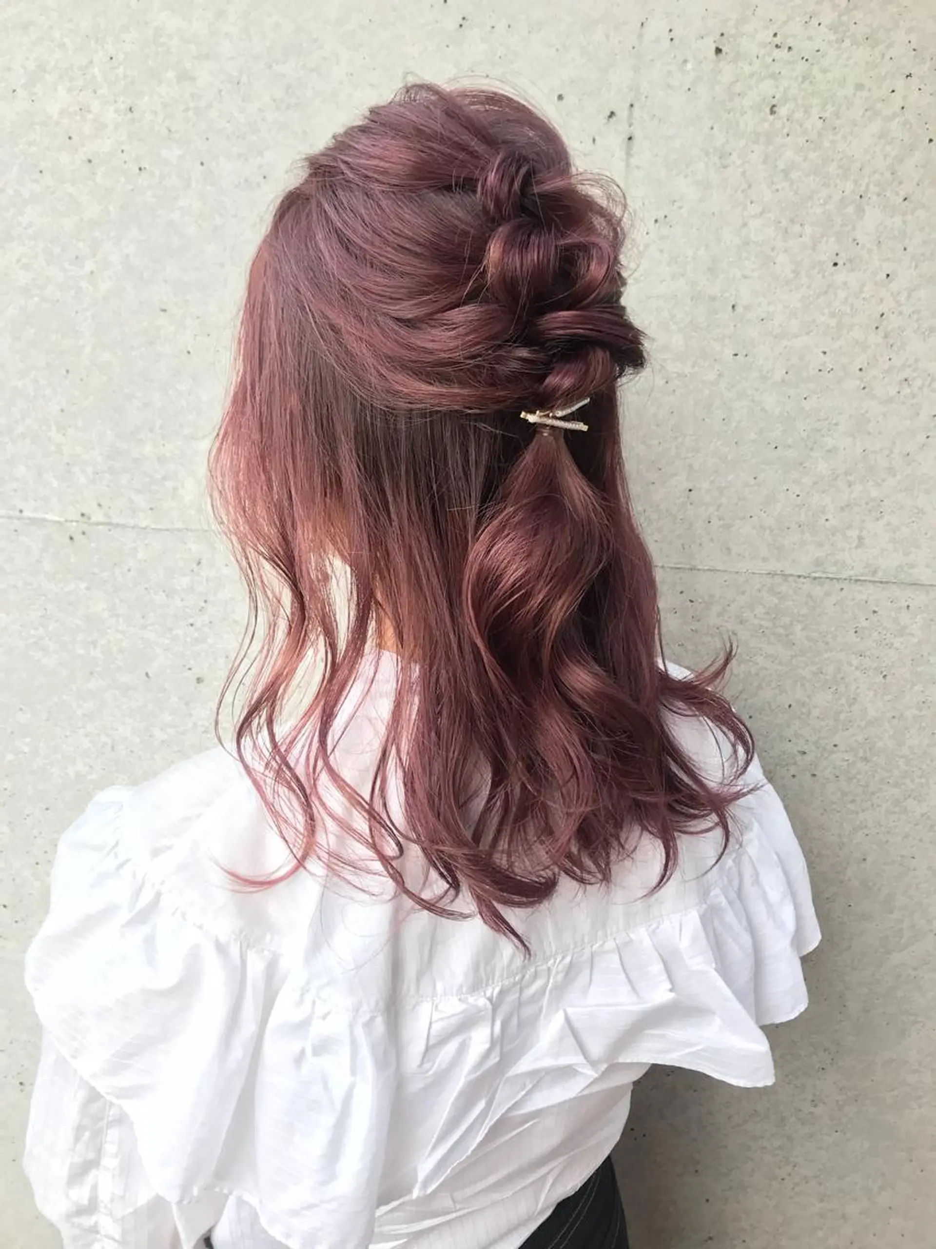 セミロング カラー ヘアアレンジ ピンクカラー clan所属・Satsuki ✂︎♡のヘアスタイル
