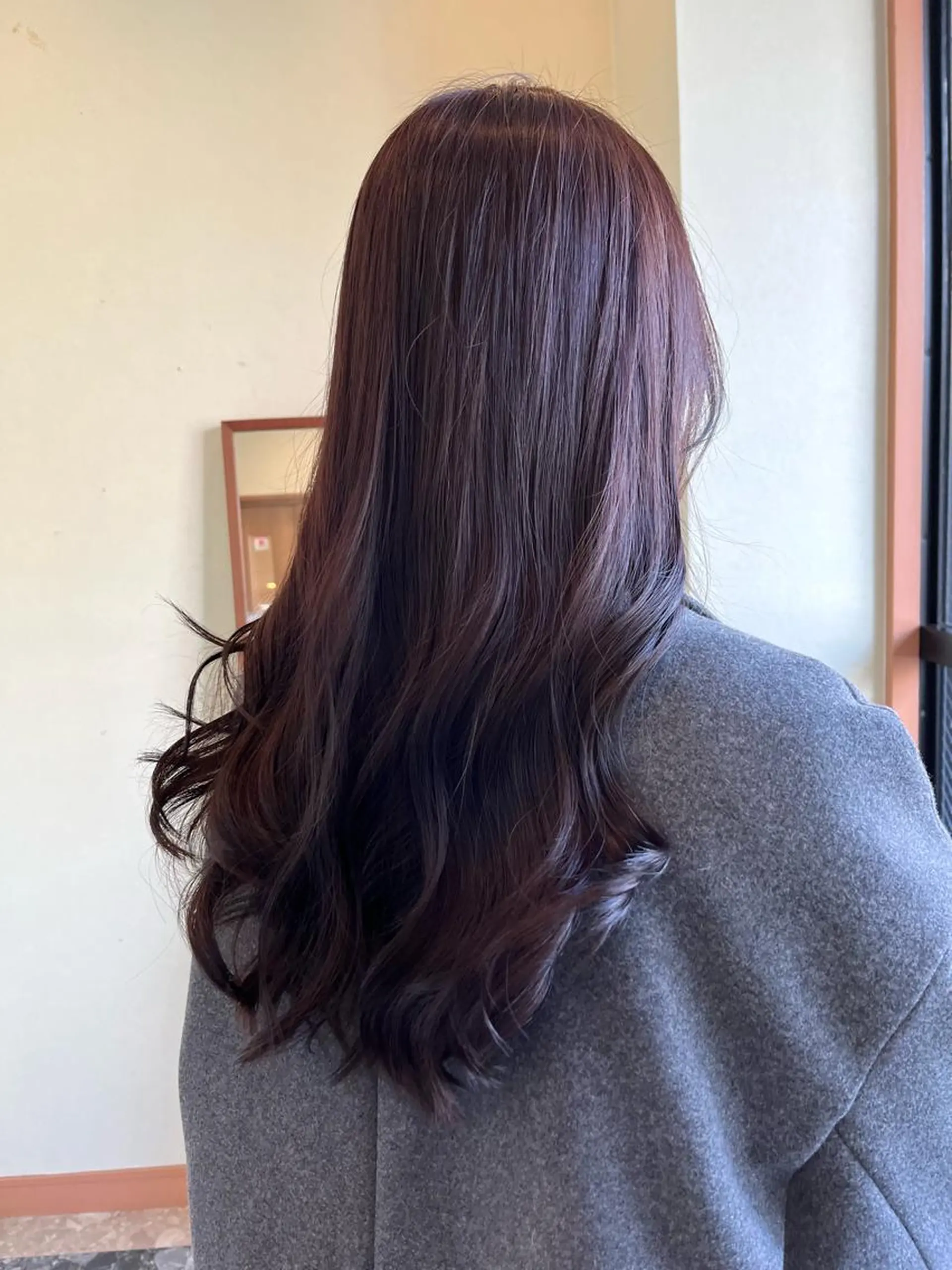 ロング カラー ラベンダーカラー ロング カット ヘアカラー yuri🌼 NUMBER 天王寺のヘアスタイル