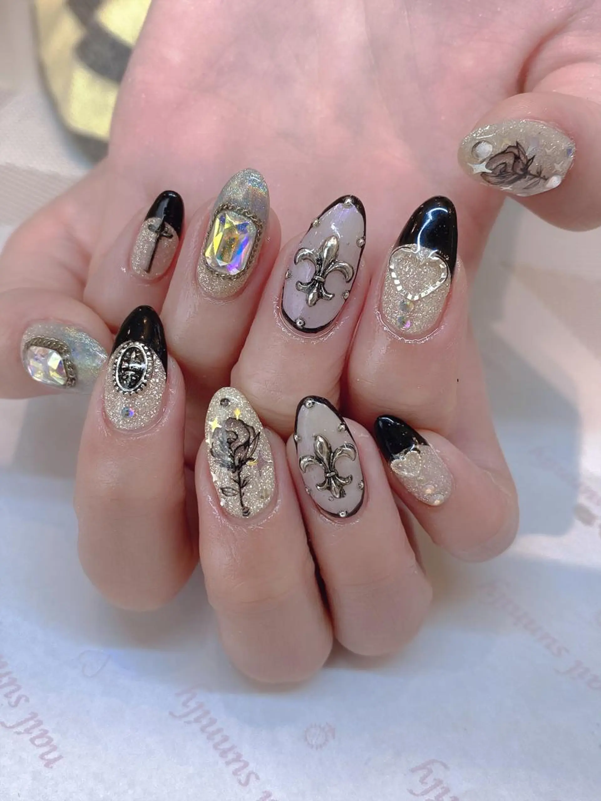 ネイル エムズ エムズのマツエク・マツパデザイン