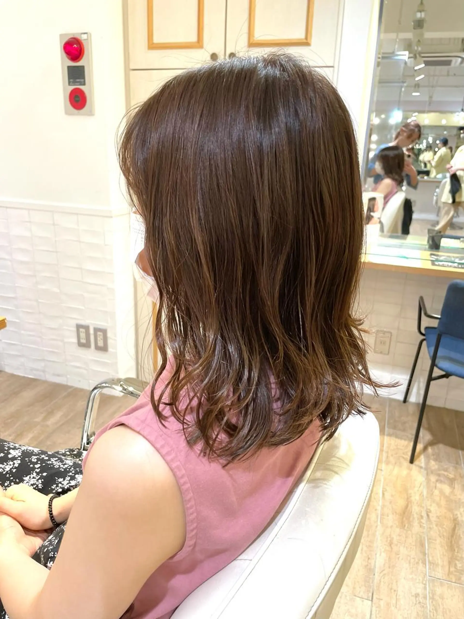 ミディアム カラー ミディアムパーマ ✨カラー支持No.1 🧸ワキ カナコ🧸のヘアスタイル