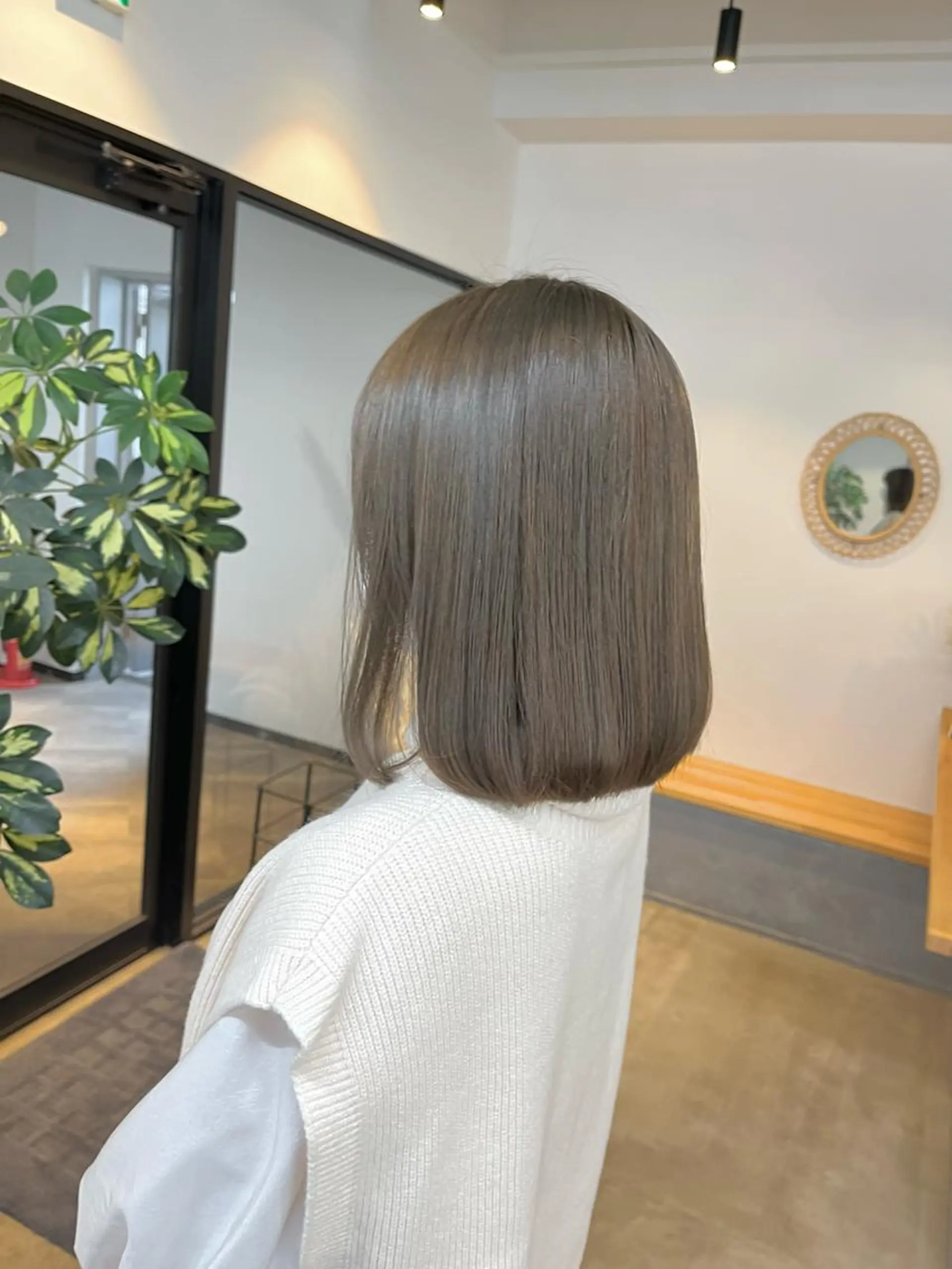 ショート ヘアカラー ハイトーンカラ ー/小川のヘアスタイル