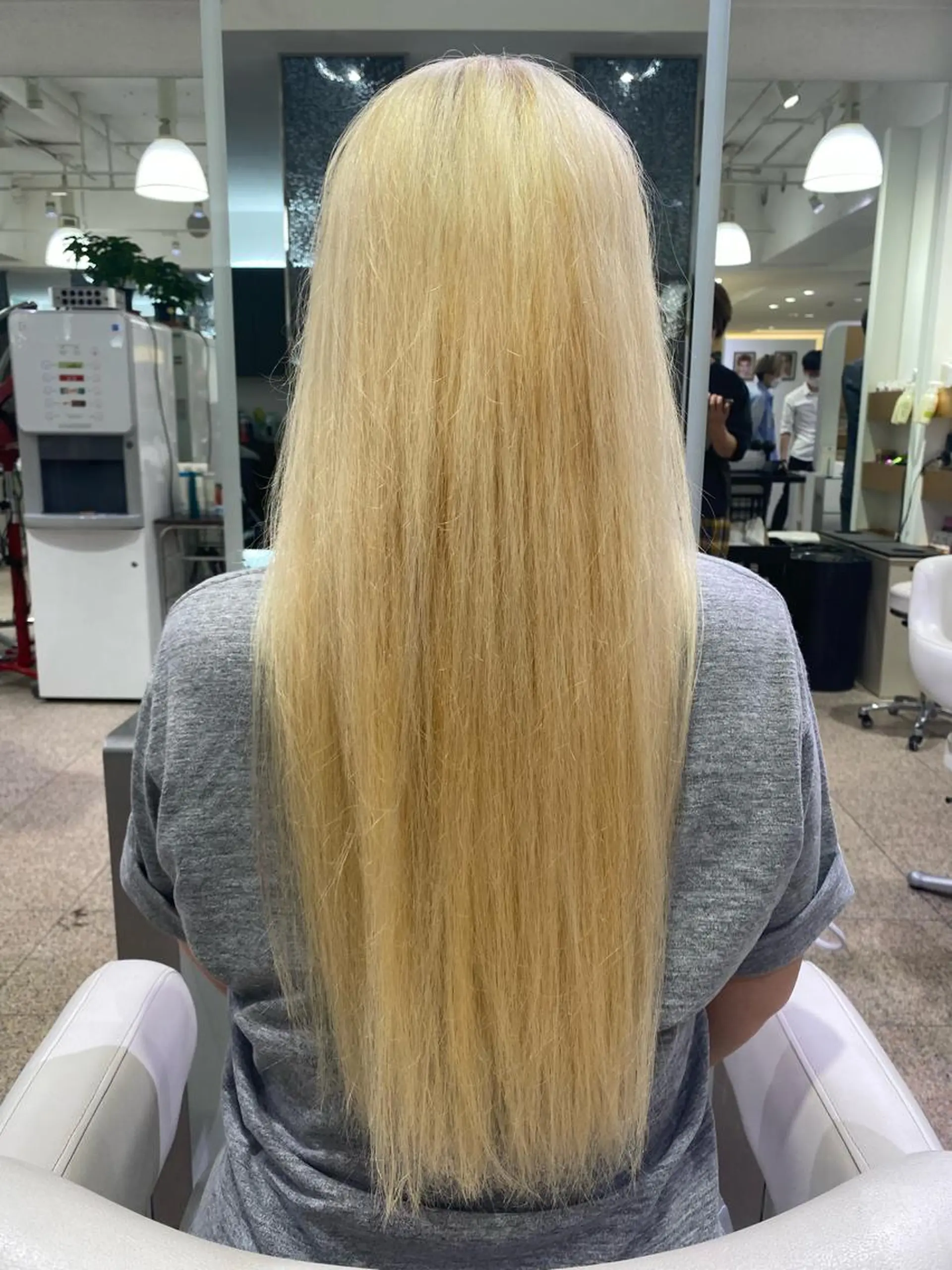 ロング 小柳 飛鷹のヘアスタイル